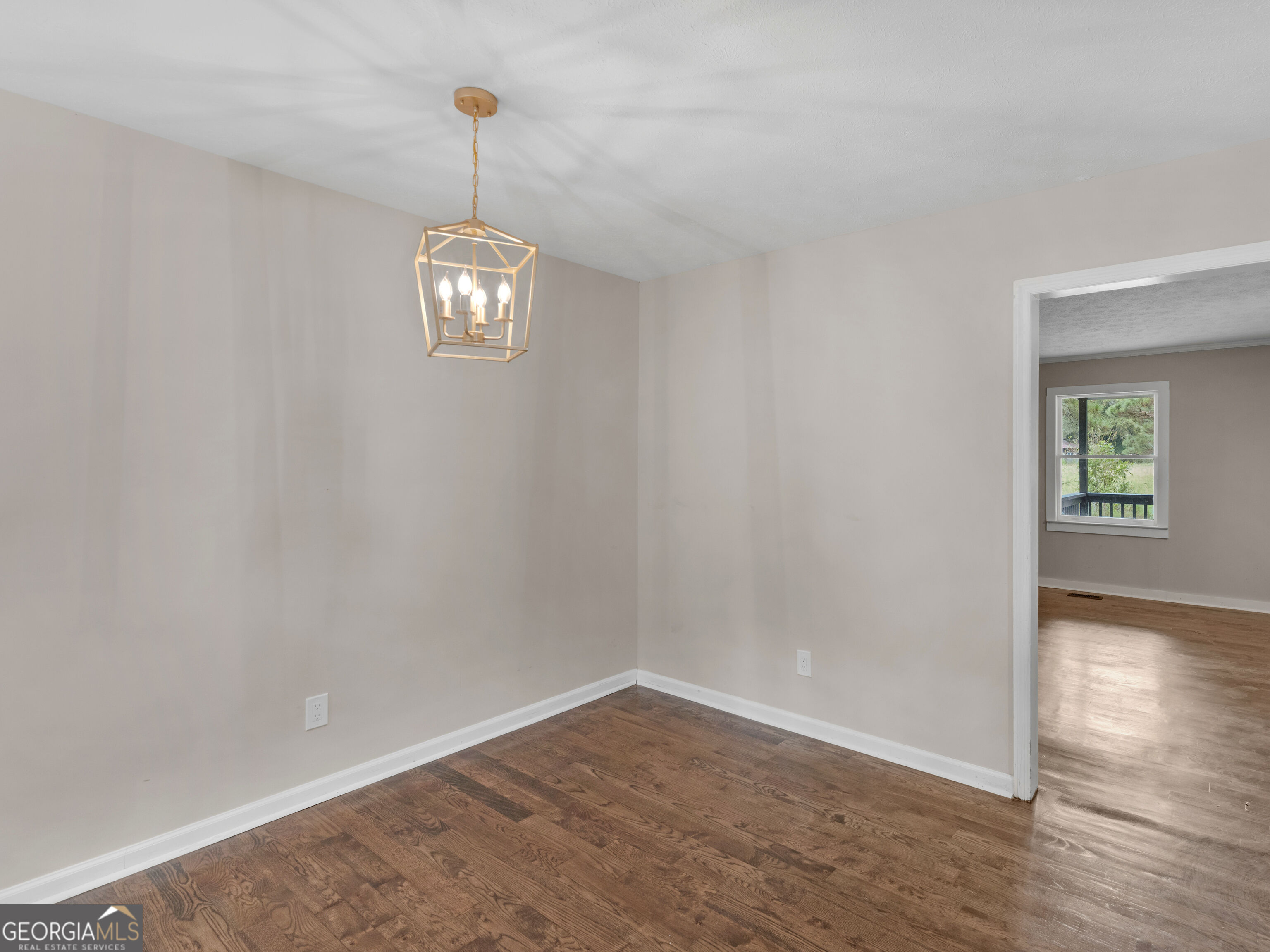 2172 Garner Road Property Photo 10