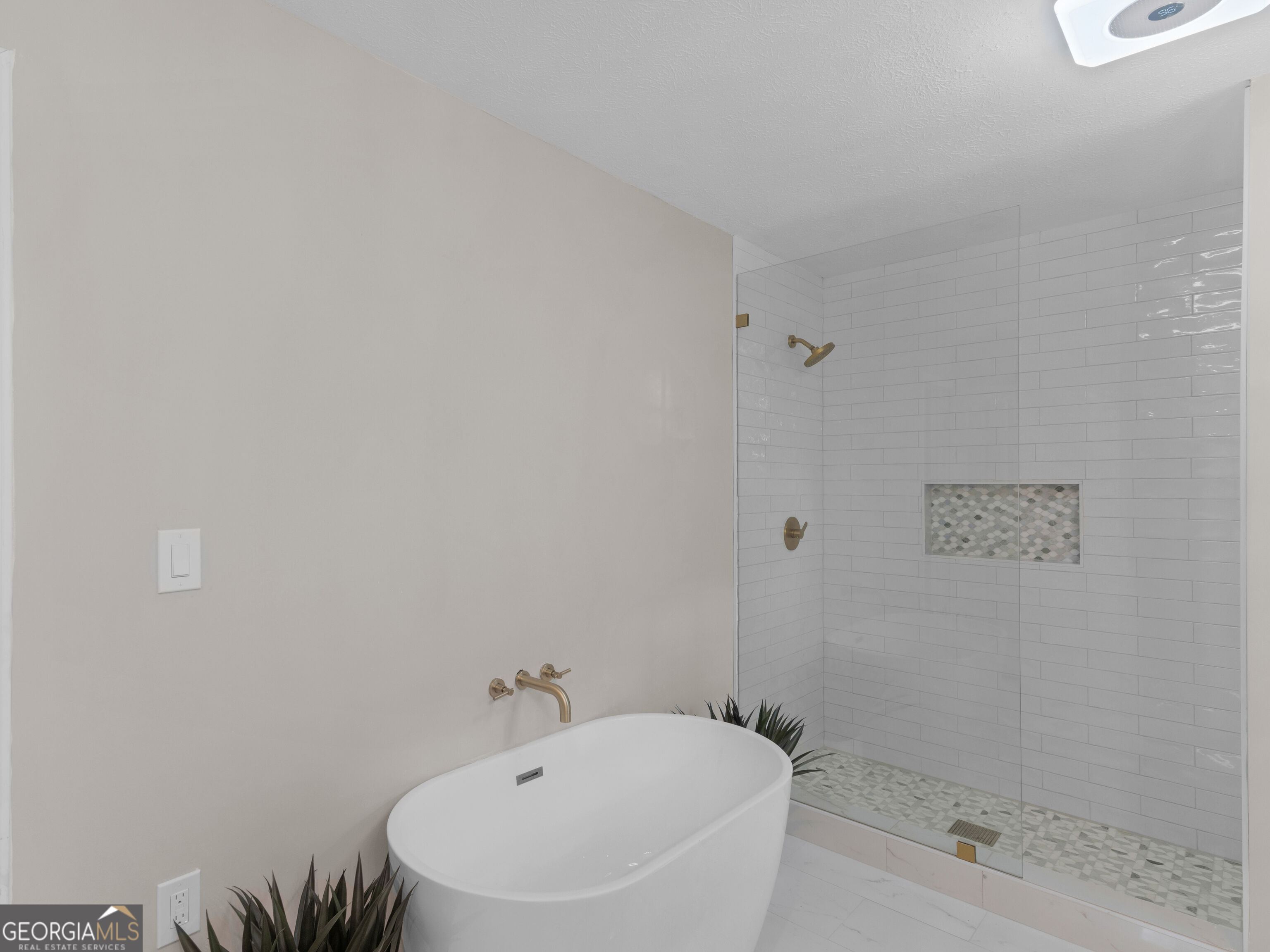 2172 Garner Road Property Photo 21