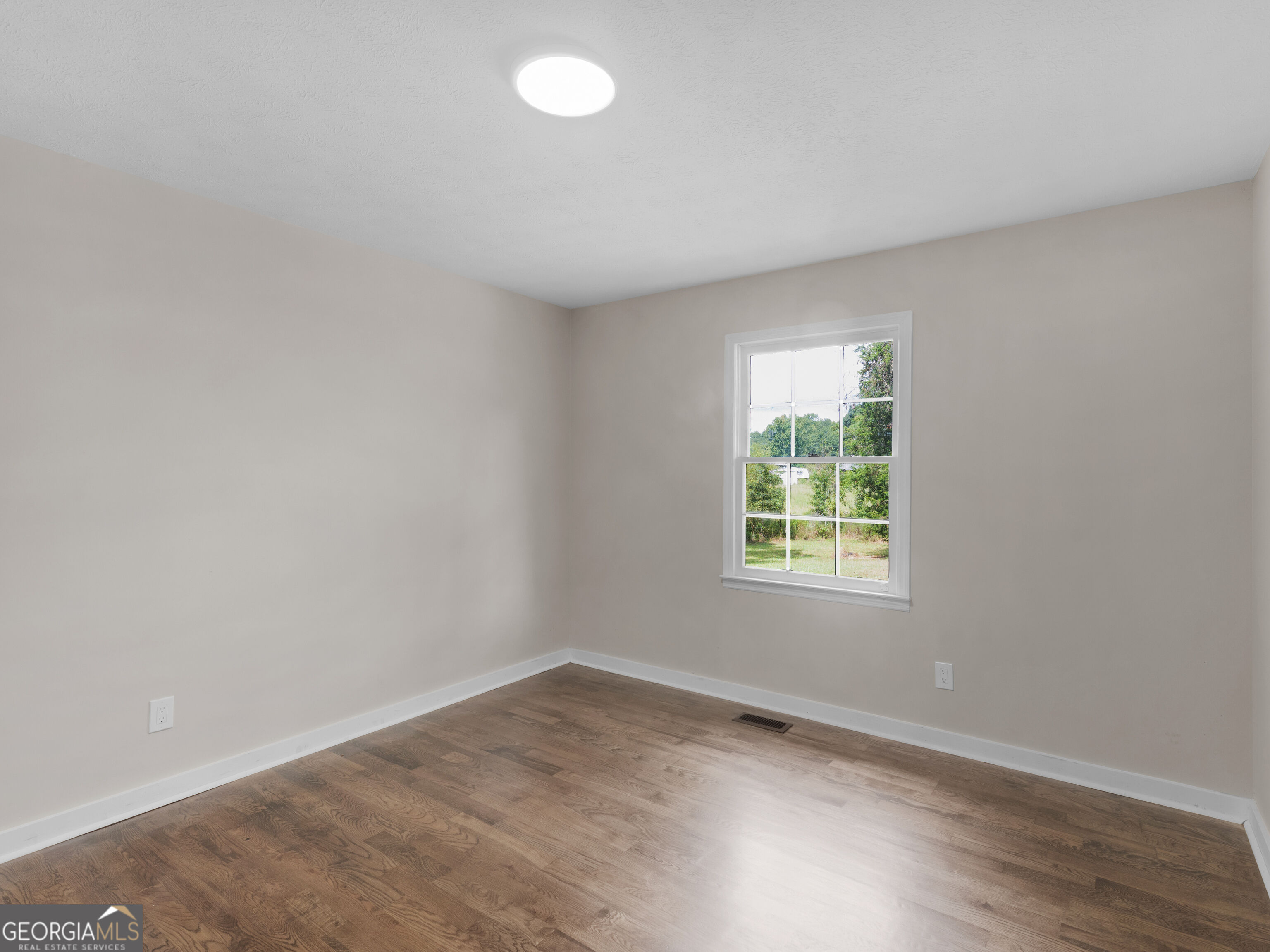 2172 Garner Road Property Photo 24