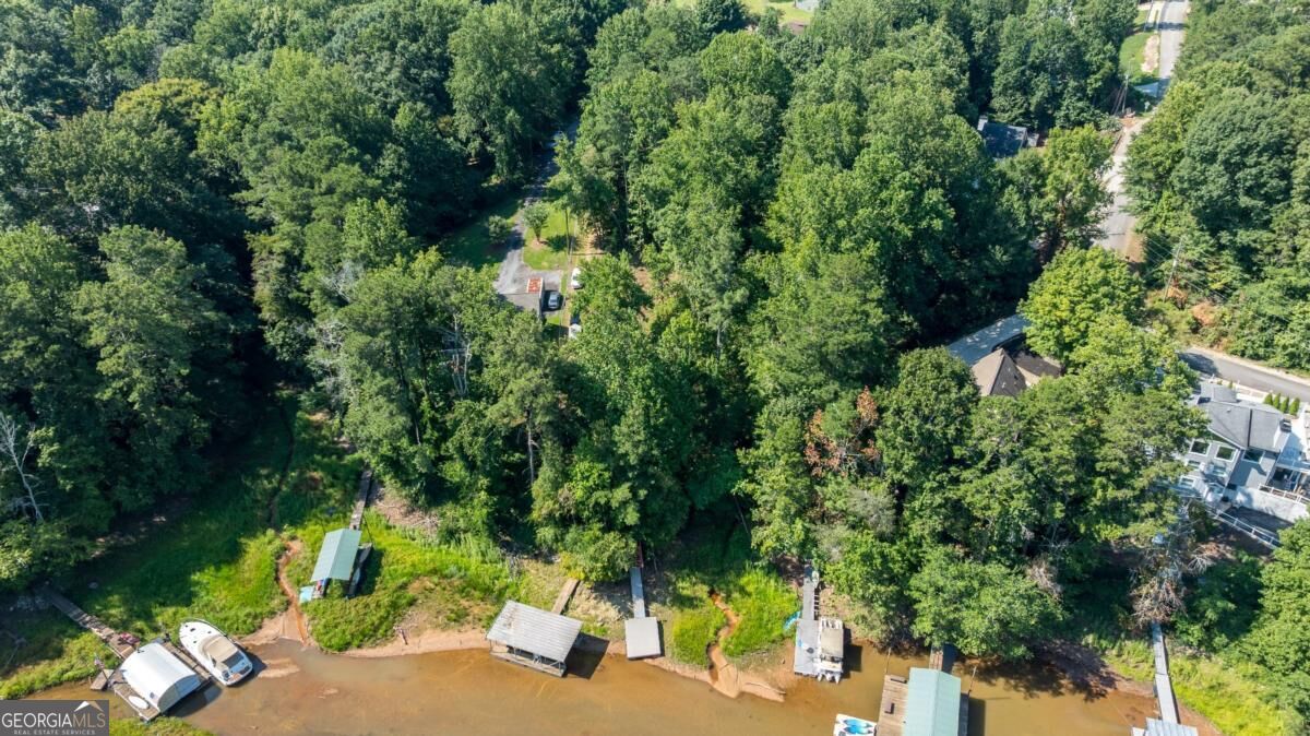 6182 Hutchins Drive Property Photo 4