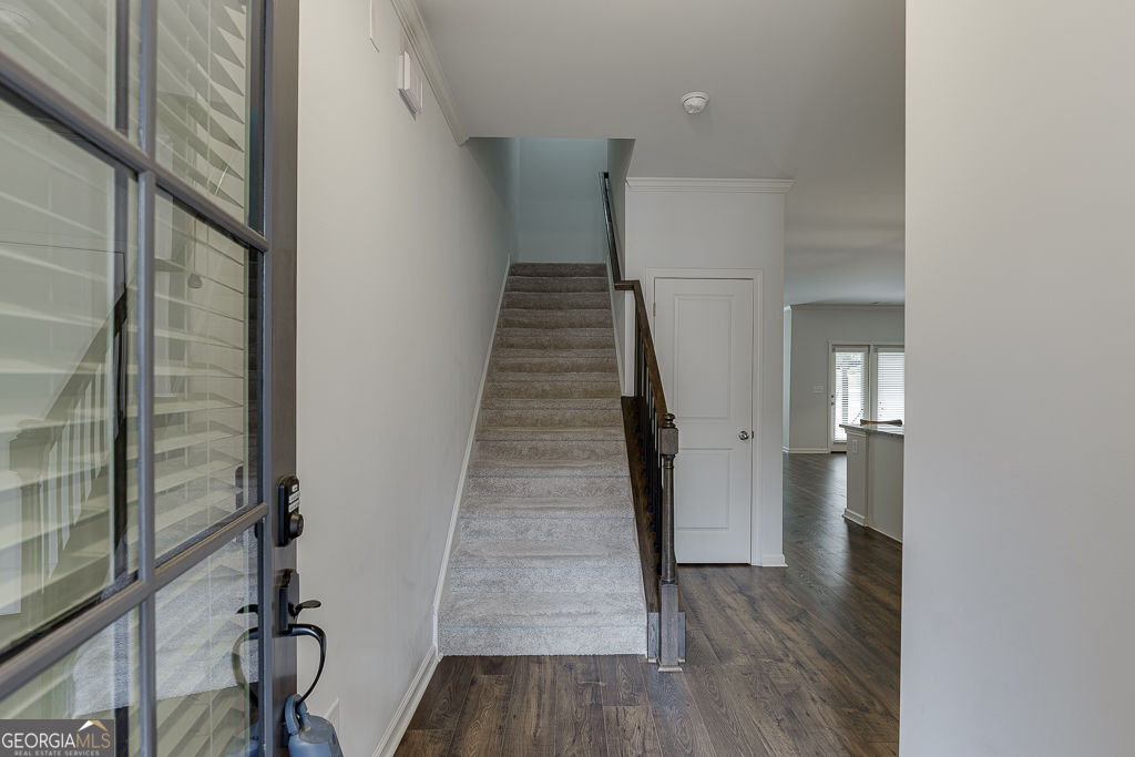 5634 Parkview Lane Property Photo 3