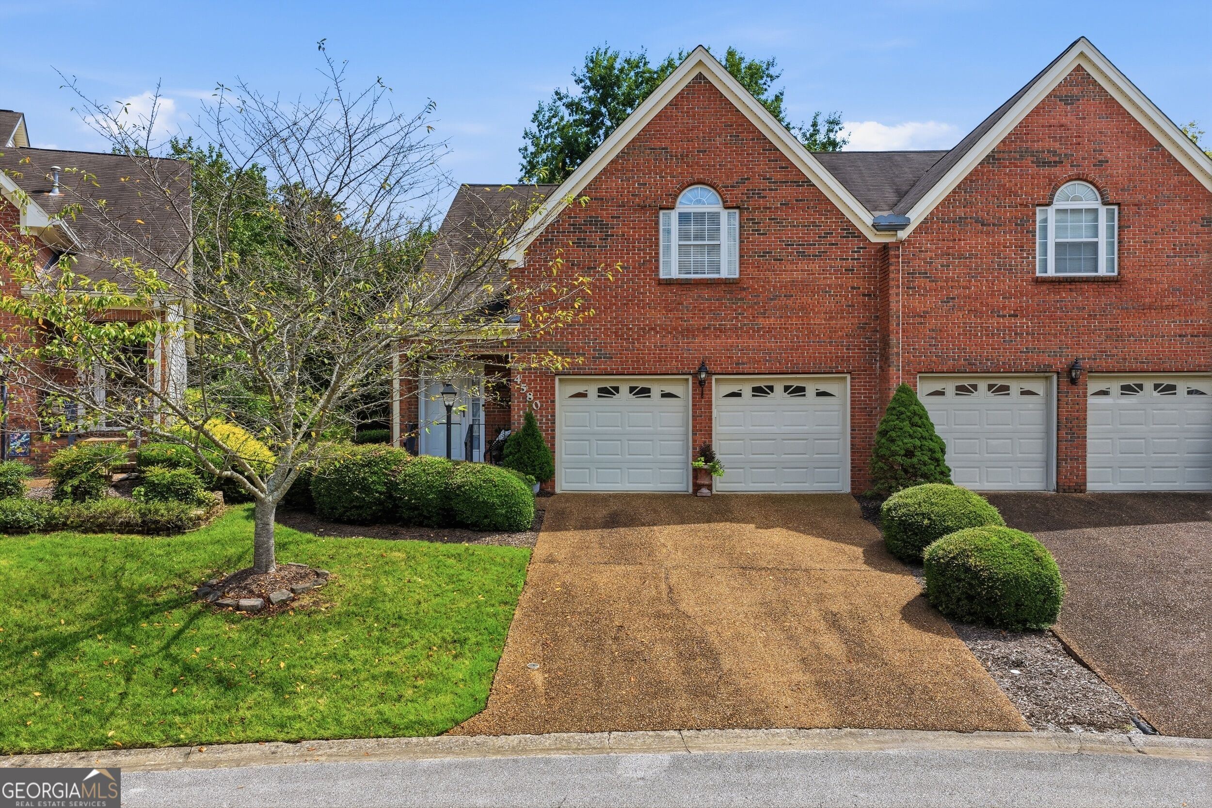 4580 Fire Pink Trail