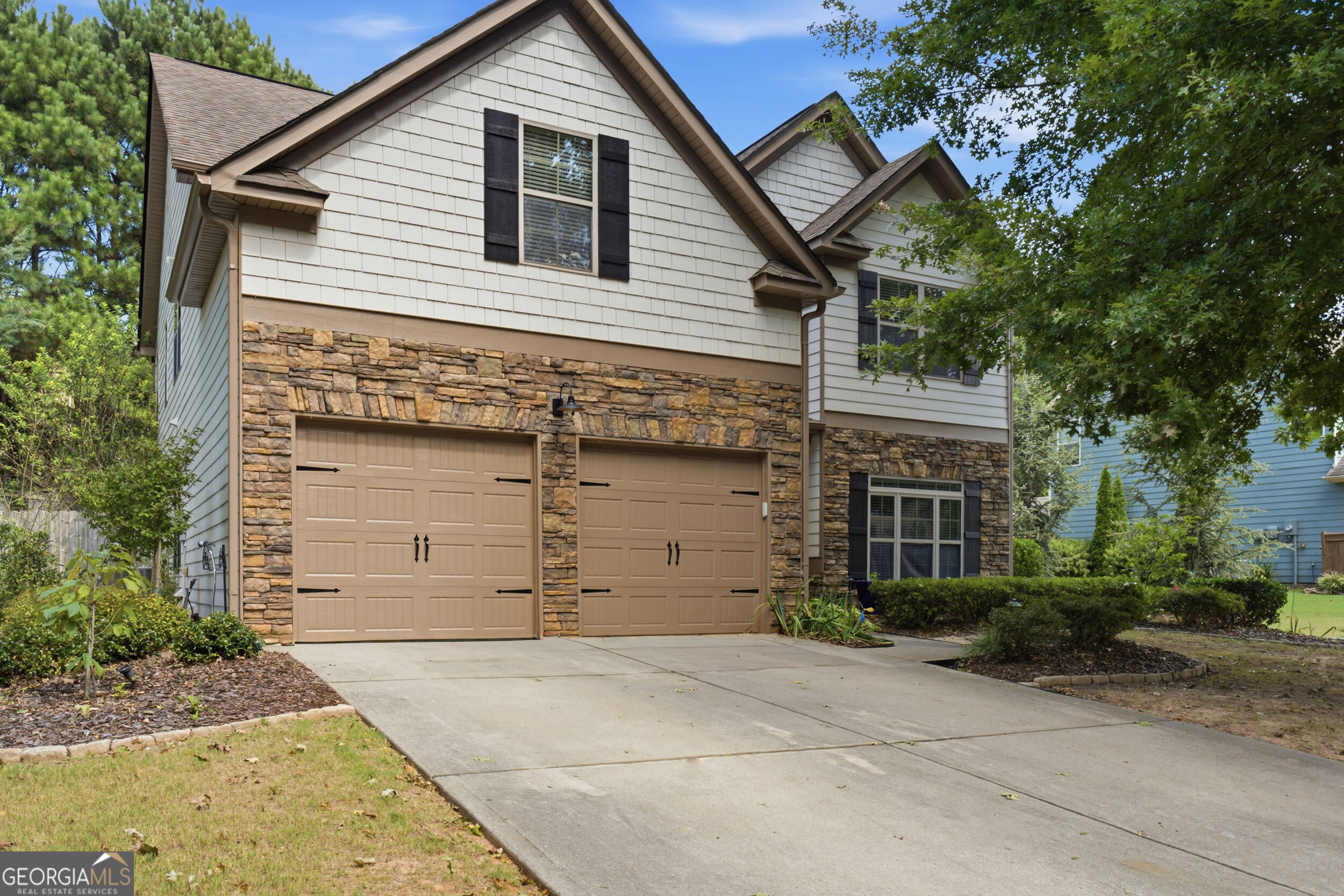 3920 Hunters Walk Way Property Photo 1