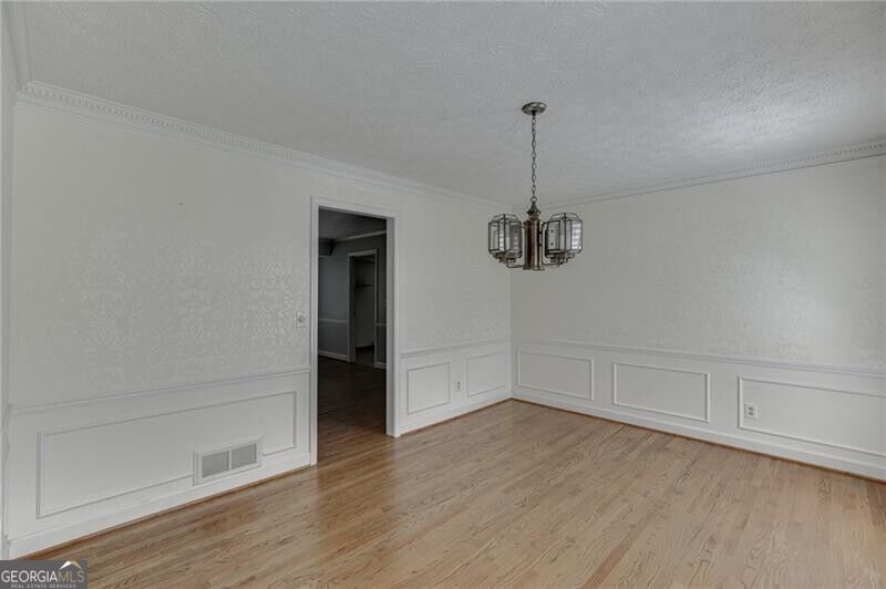 766 Chesterfield Drive Property Photo 12