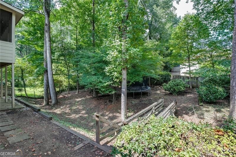 766 Chesterfield Drive Property Photo 39