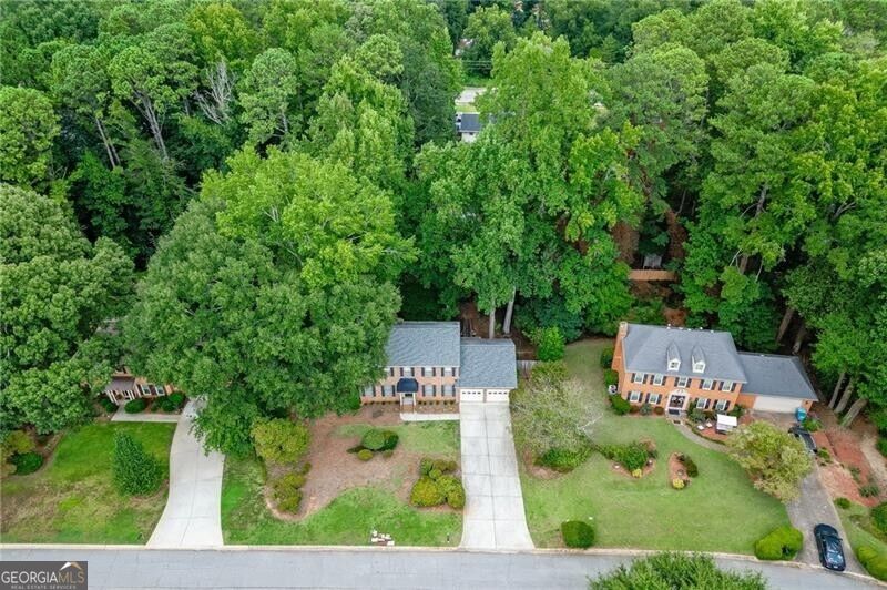 766 Chesterfield Drive Property Photo 43