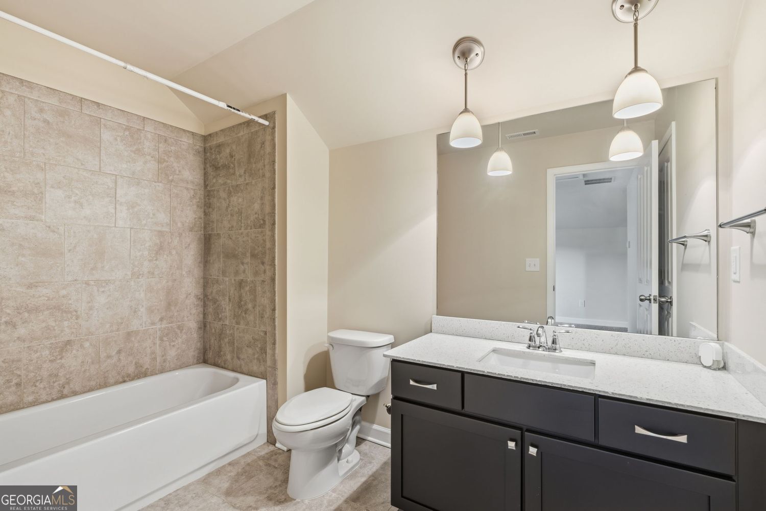 7565 Scarlet Drive Property Photo 12