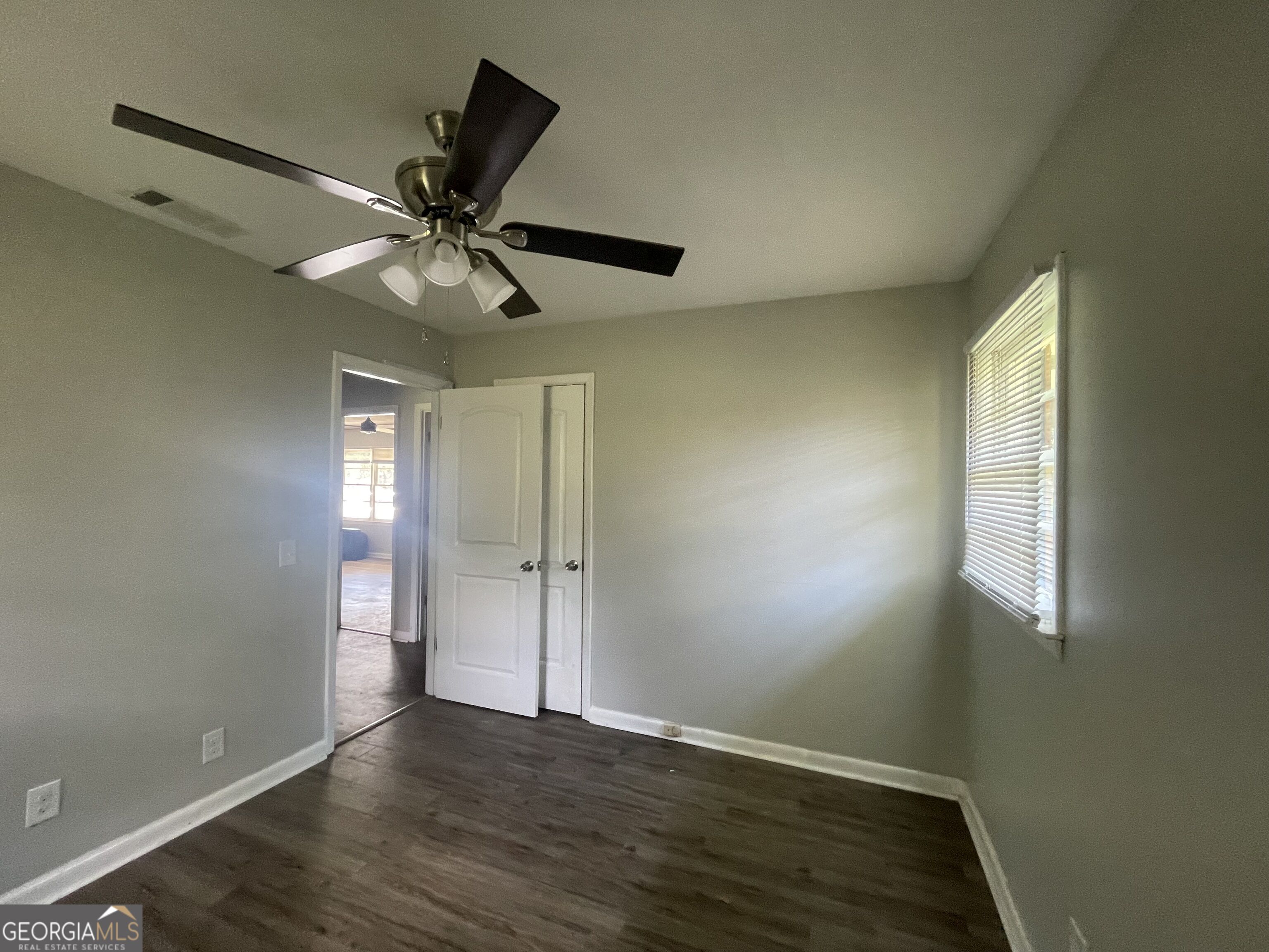 912 Jungle Road Property Photo 11