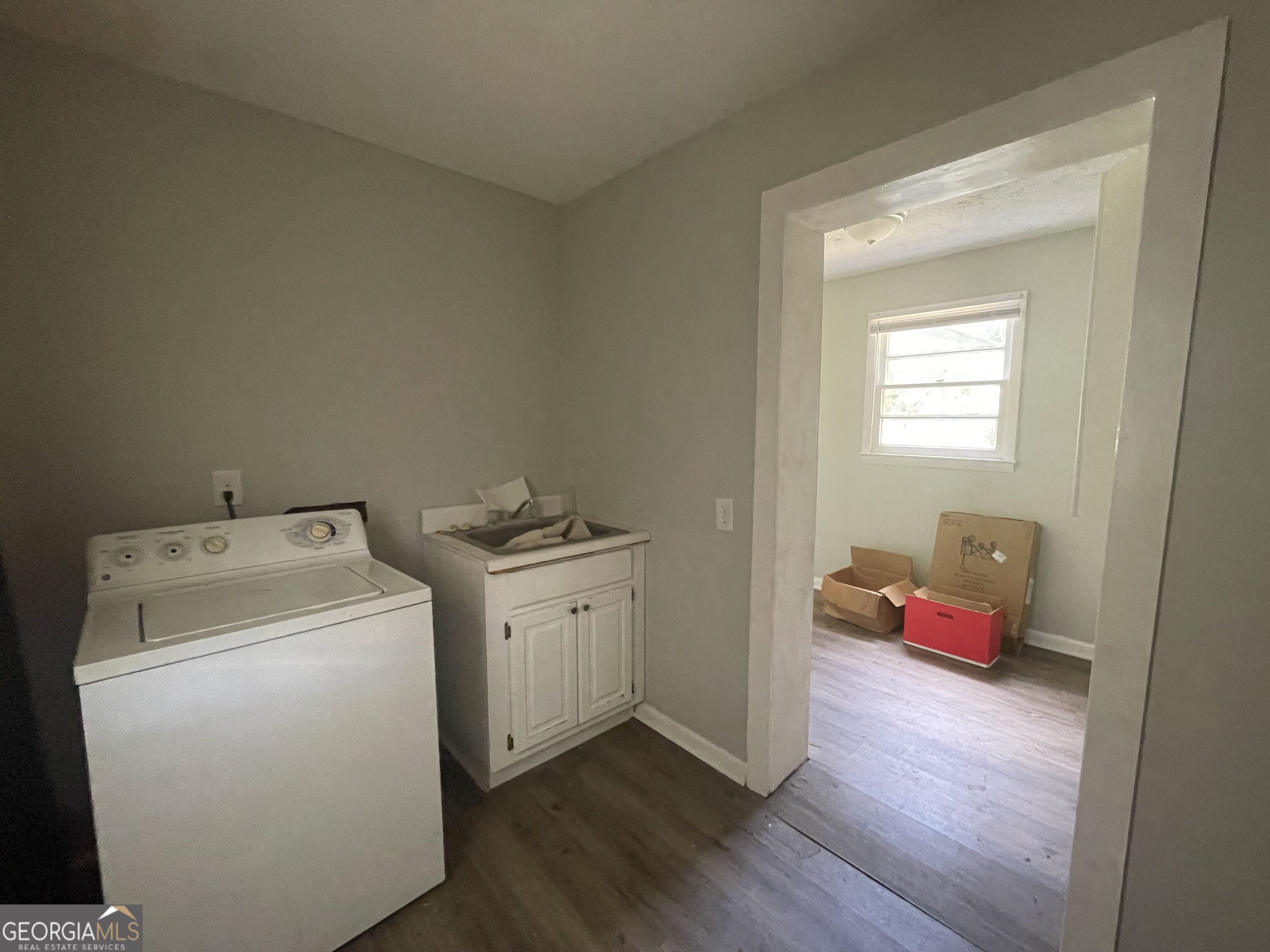 912 Jungle Road Property Photo 18