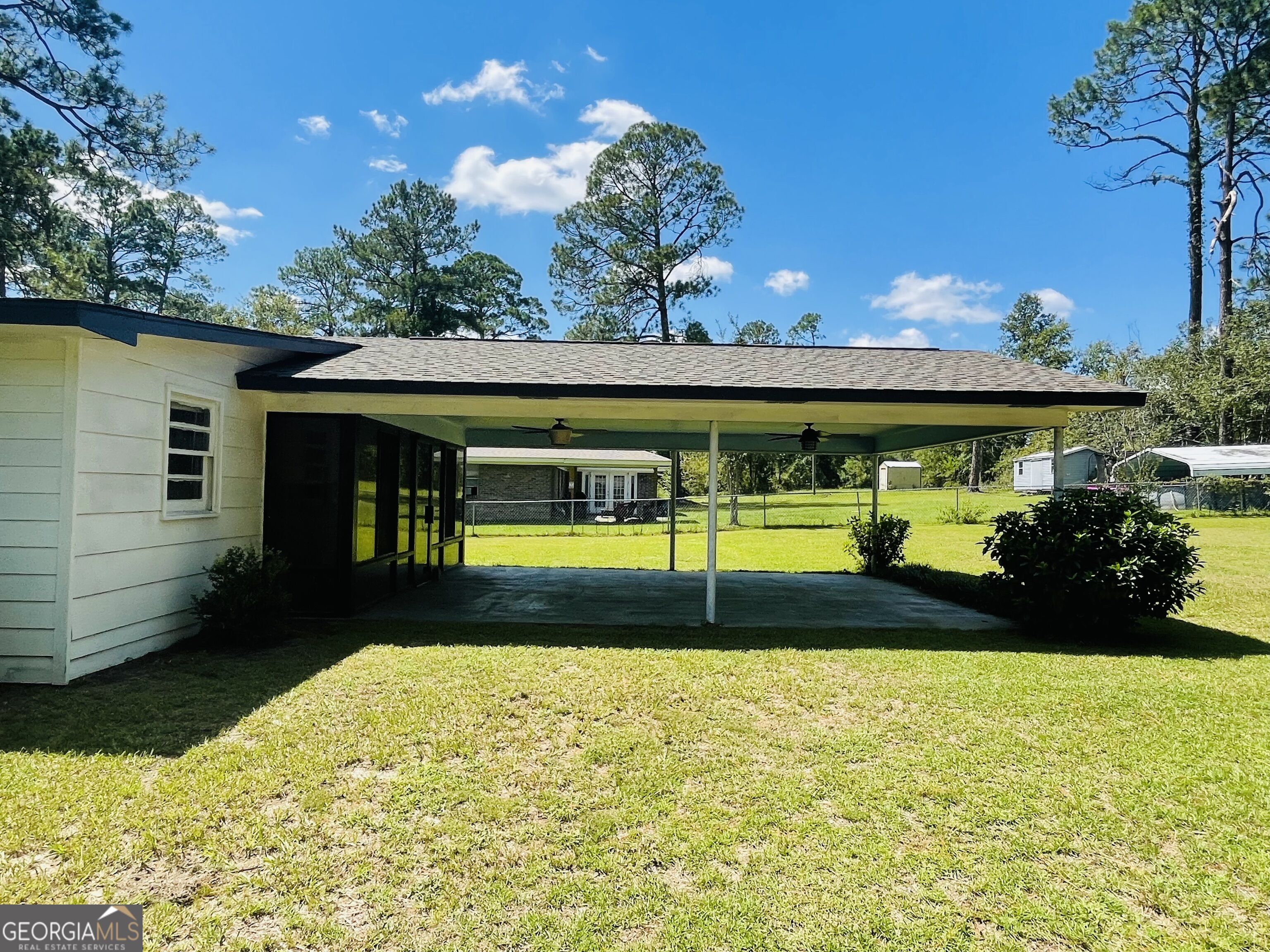 912 Jungle Road Property Photo 21