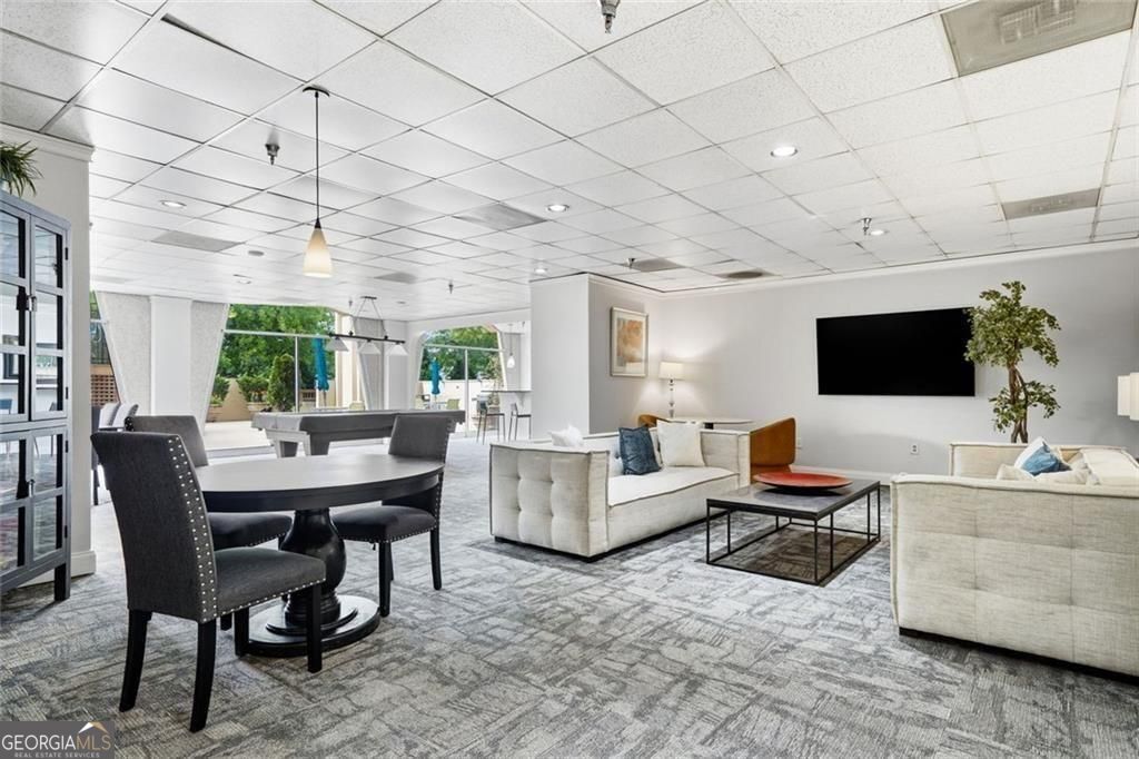 2479 Peachtree Road Ne # 303 Property Photo 15