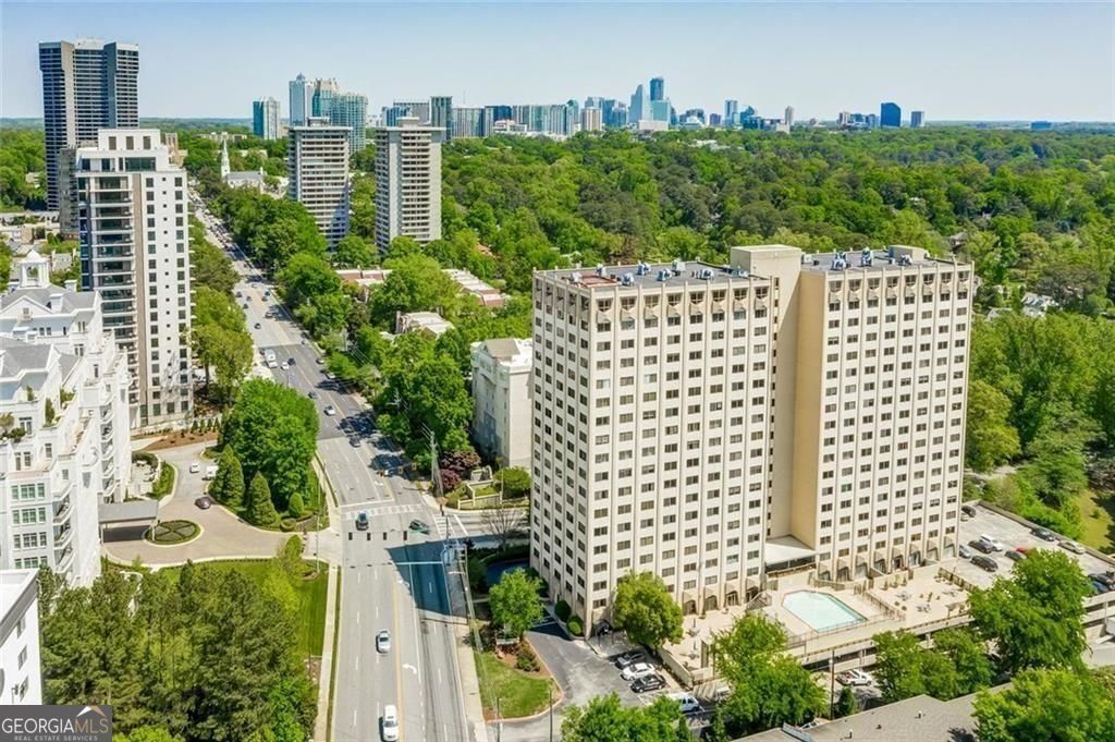 2479 Peachtree Road Ne # 303 Property Photo 18