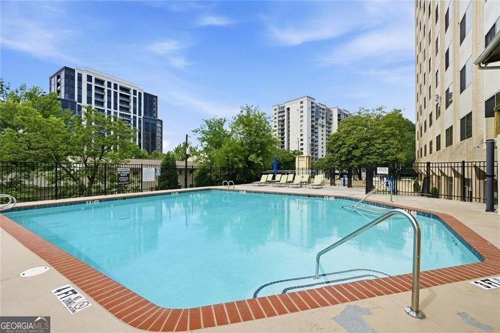 2479 Peachtree Road Ne # 303 Property Photo 30