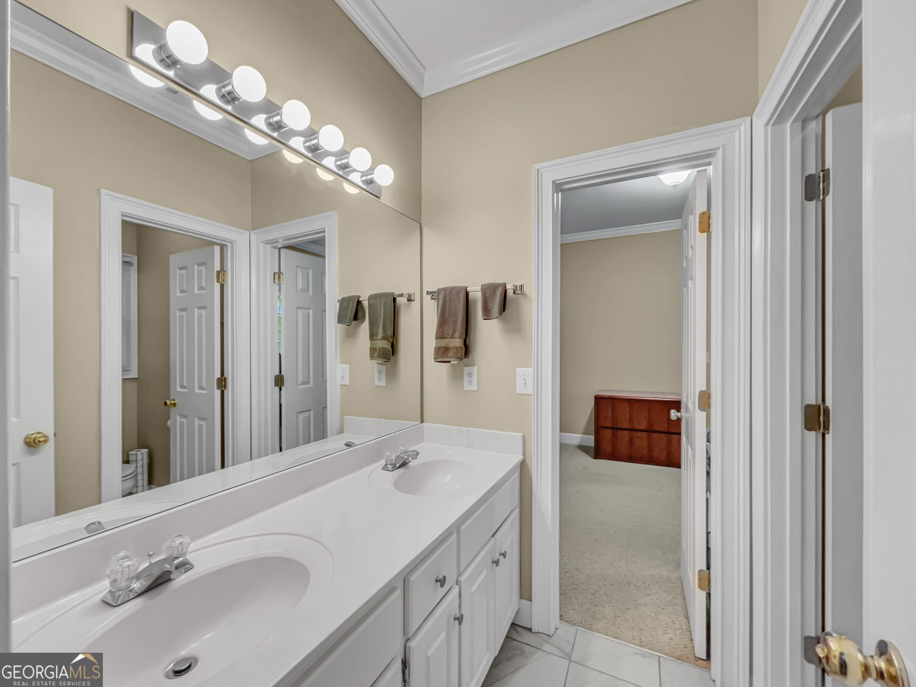 1071 Waterford Court Property Photo 26