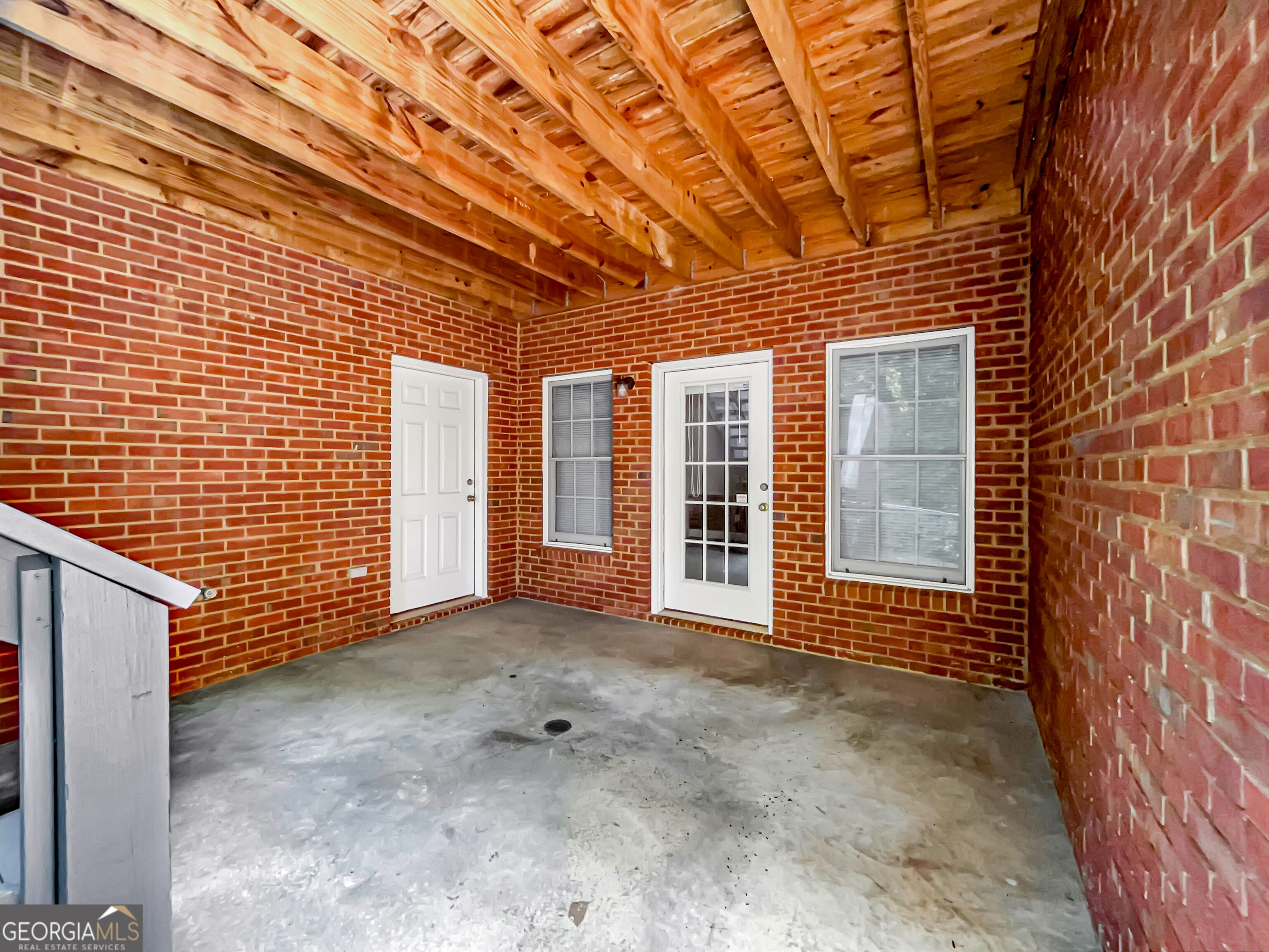 1071 Waterford Court Property Photo 36