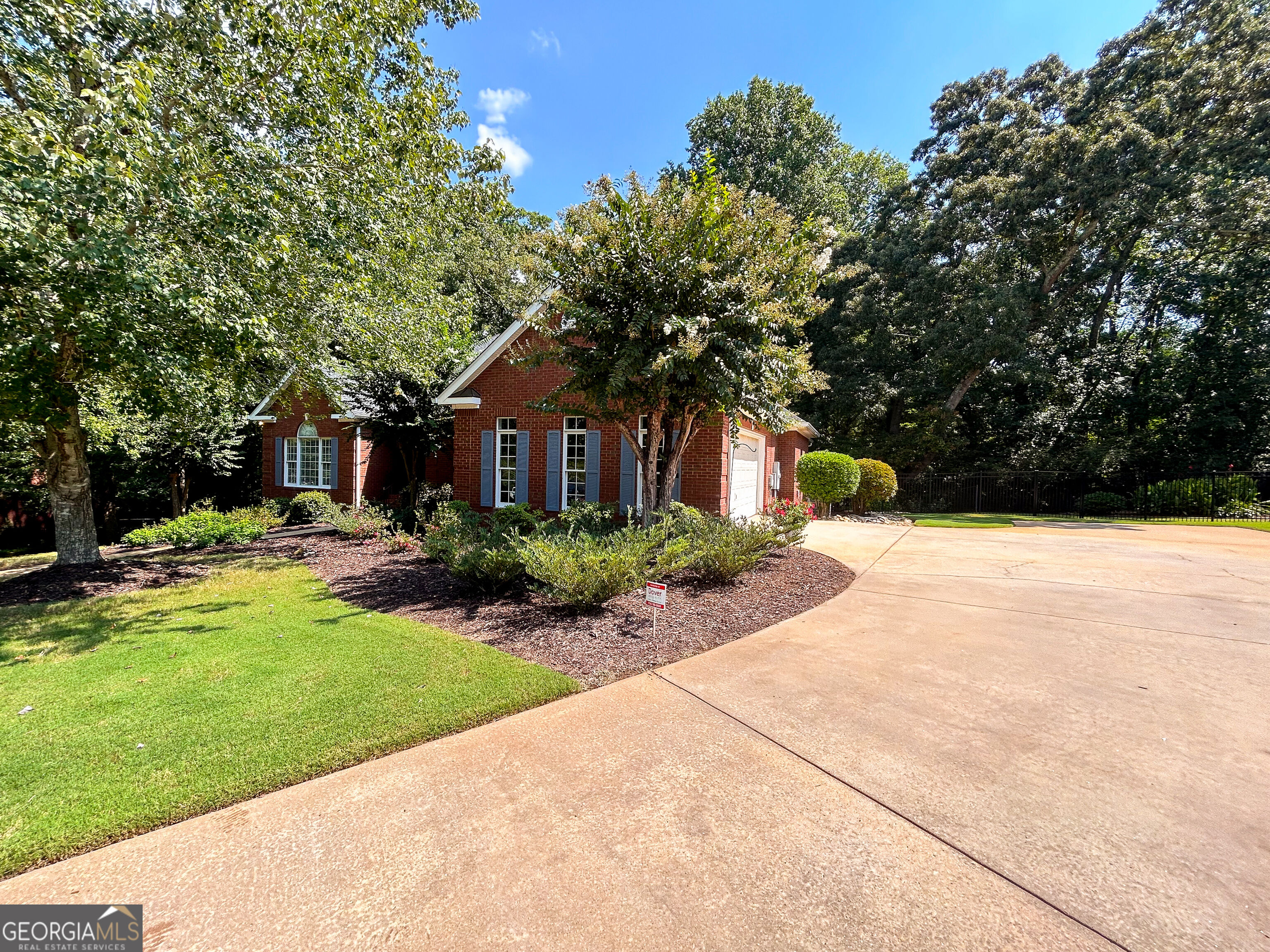 1071 Waterford Court Property Photo 46