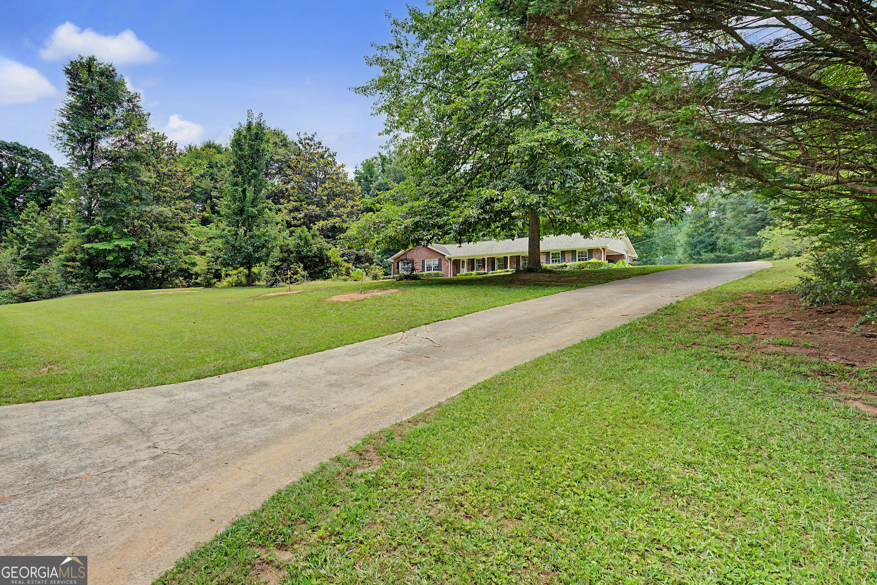 3885 Pittman Road Property Photo 3