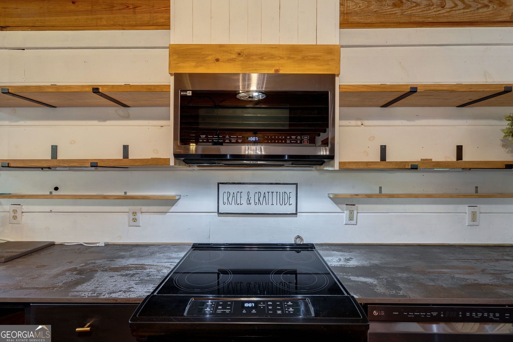 1545 Booger Hill Road Property Photo 14