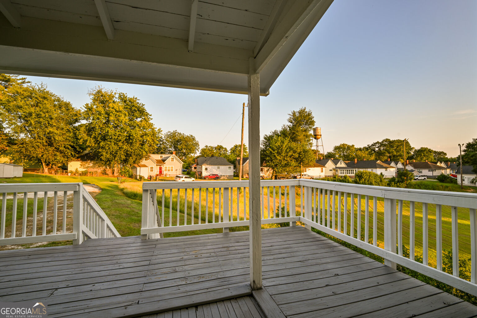 6 N Broad Street Property Photo 10