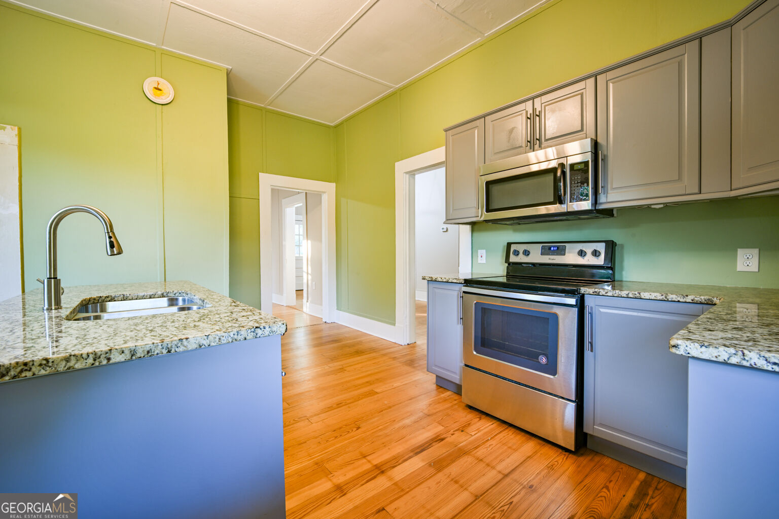 6 N Broad Street Property Photo 15