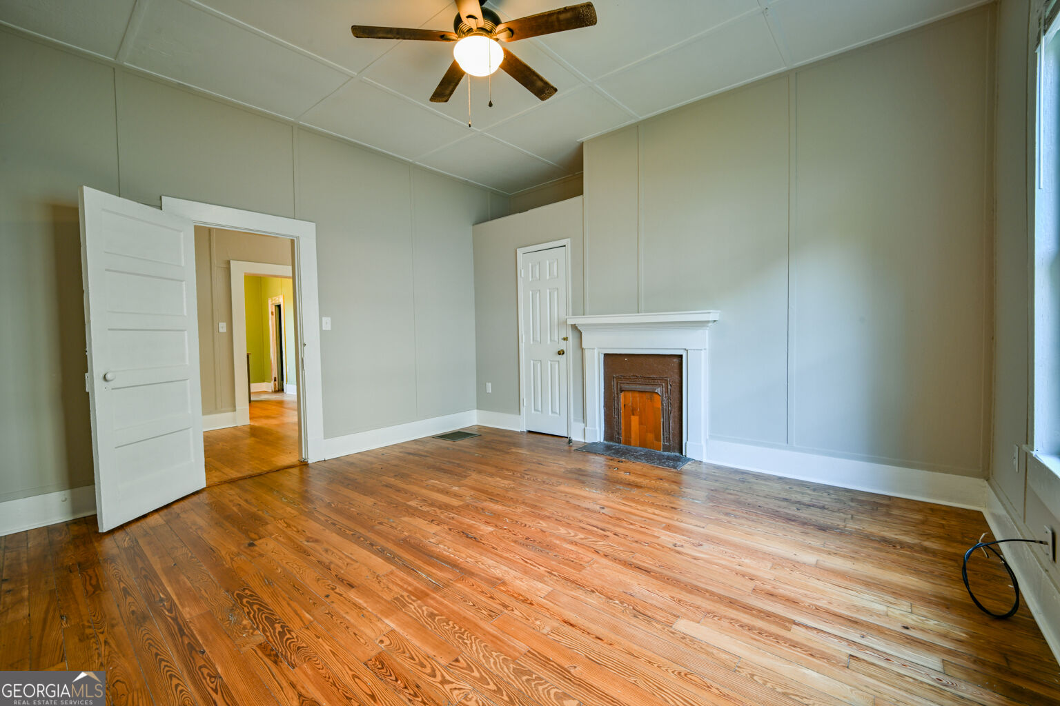 6 N Broad Street Property Photo 25