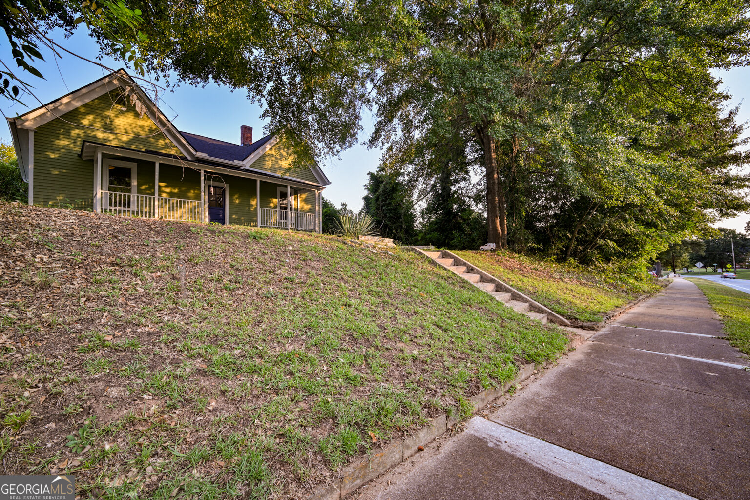 6 N Broad Street Property Photo 28