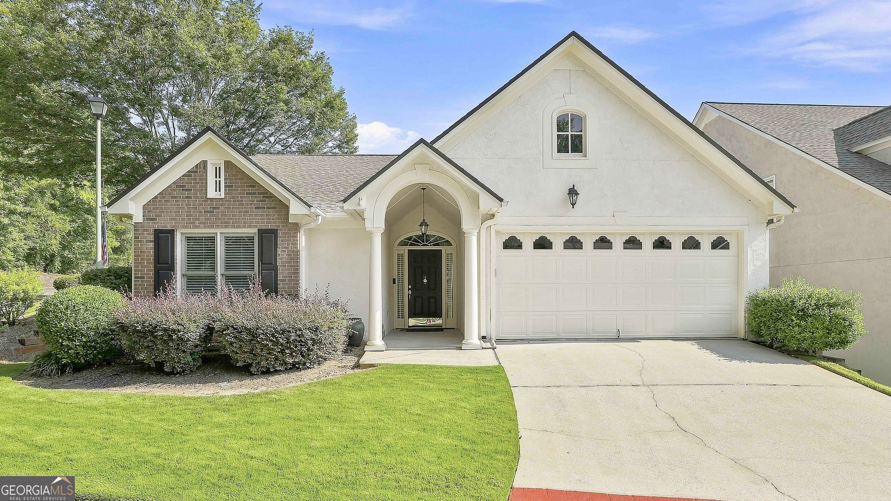 100 Augusta Drive Property Photo 1