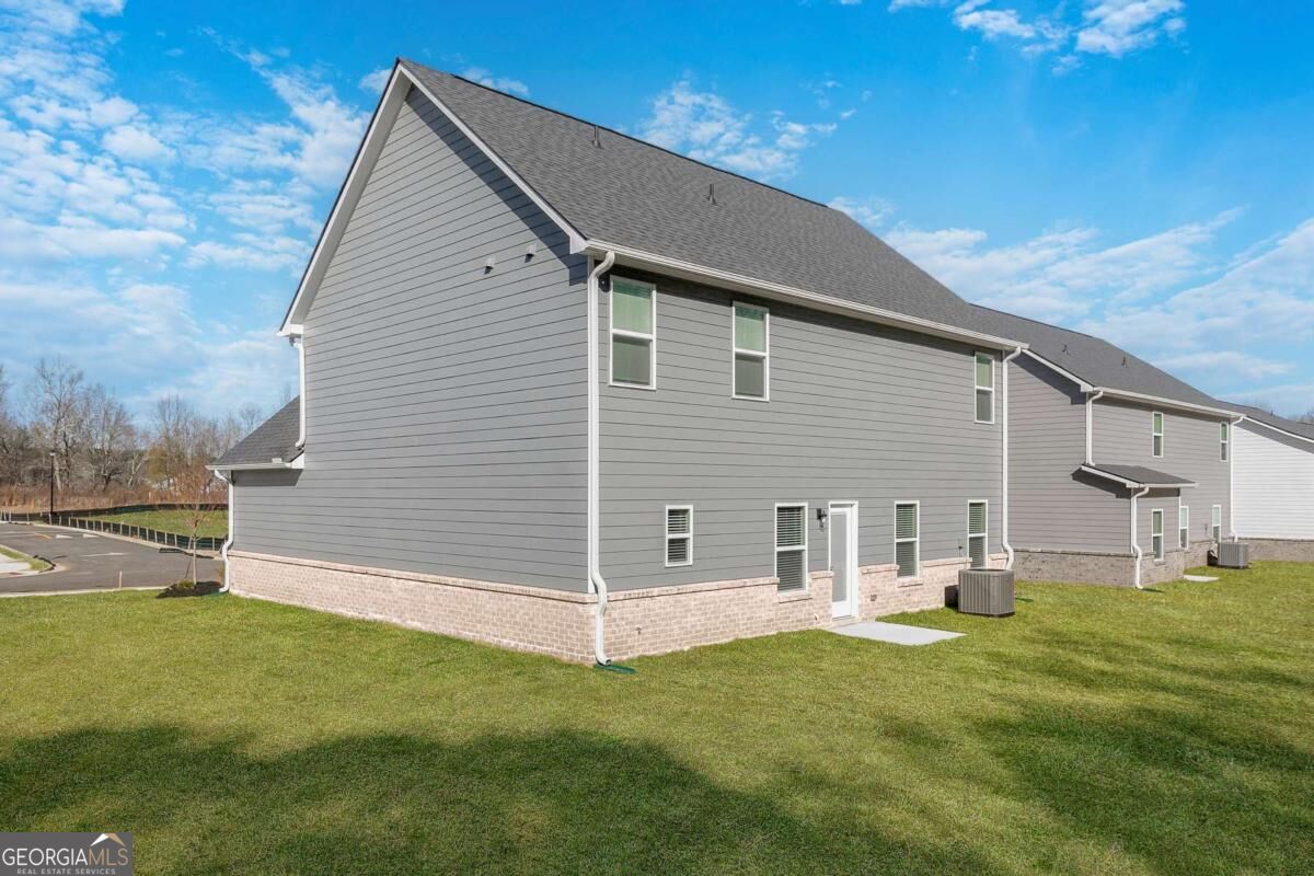 185 Egret Court Property Photo 3