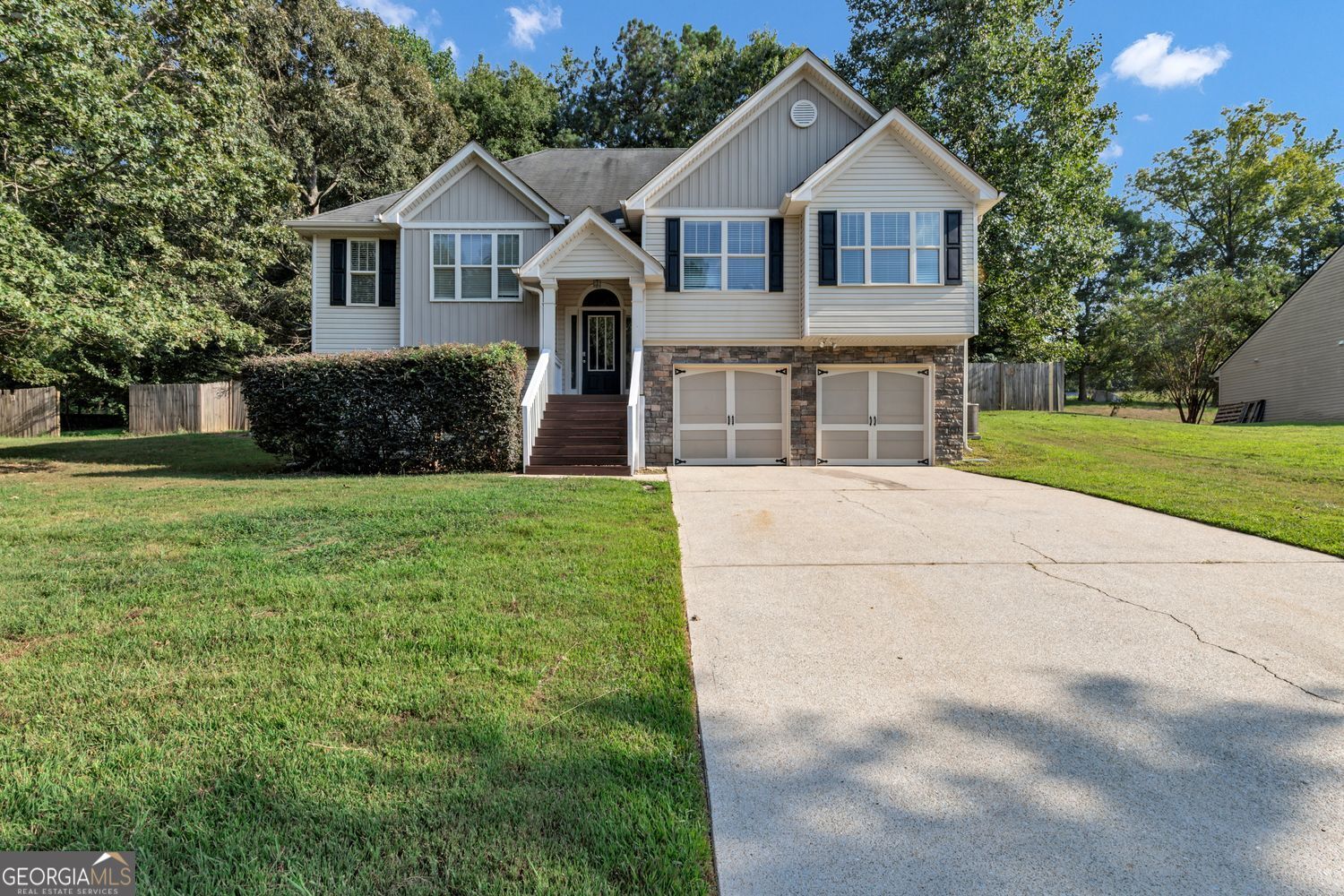 242 Elk Drive Property Photo 1