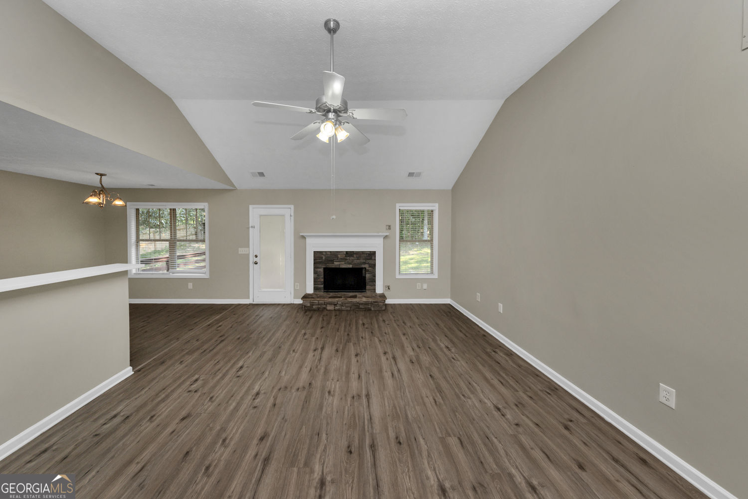 242 Elk Drive Property Photo 6