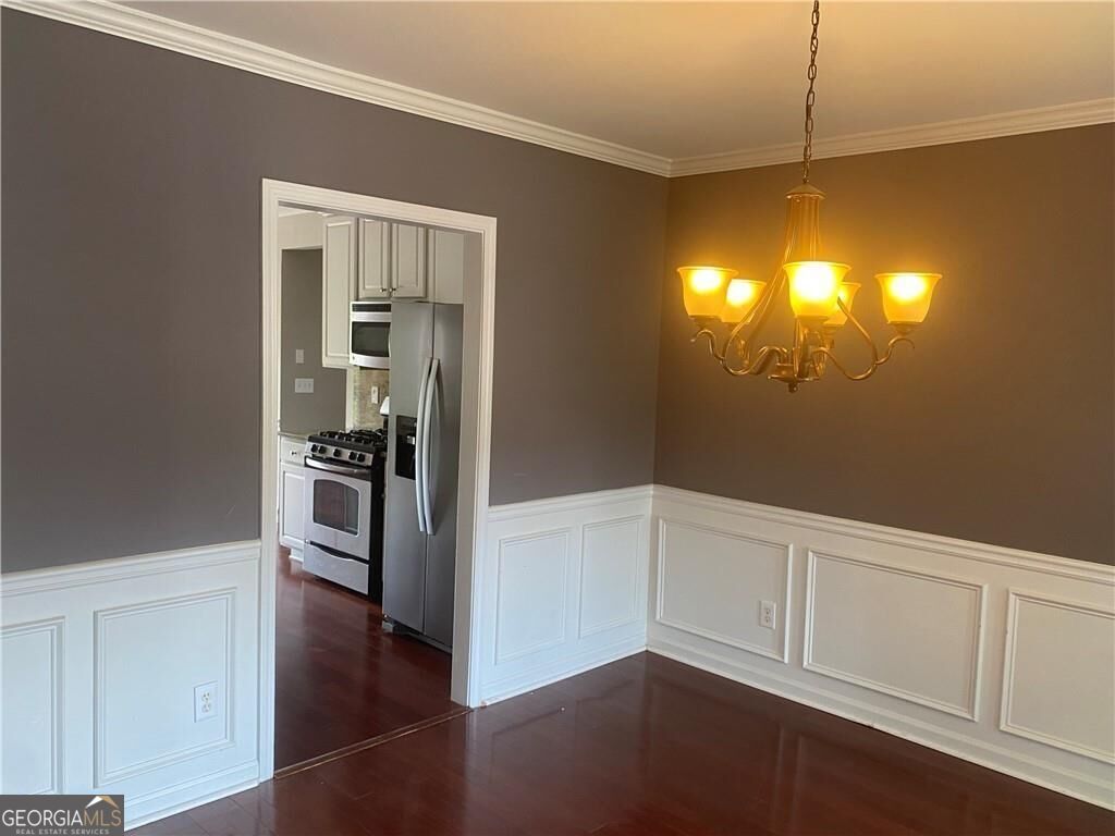 3470 Maple Terrace Drive Property Photo 4