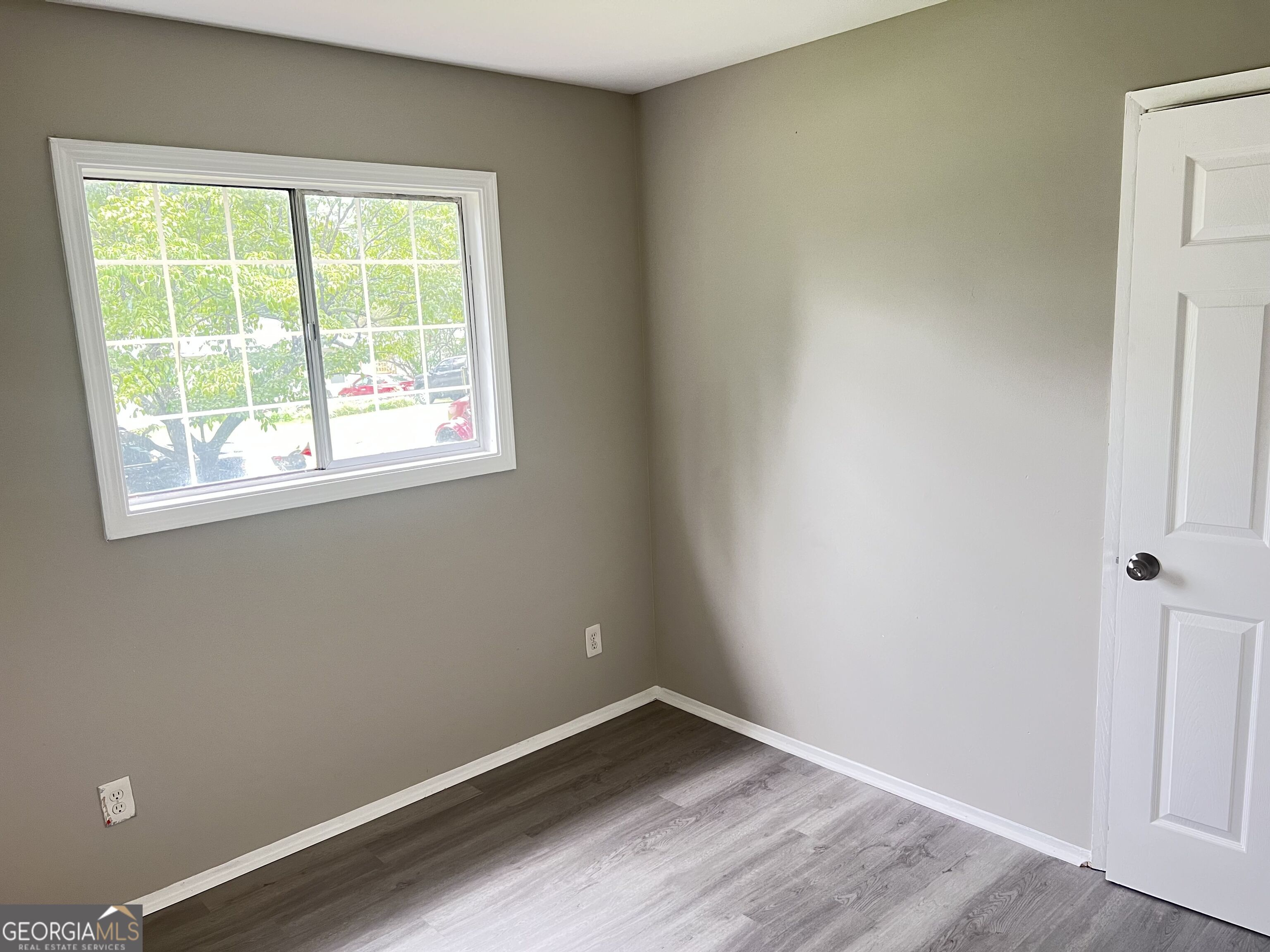 1259 Pineglen Drive Property Photo 8