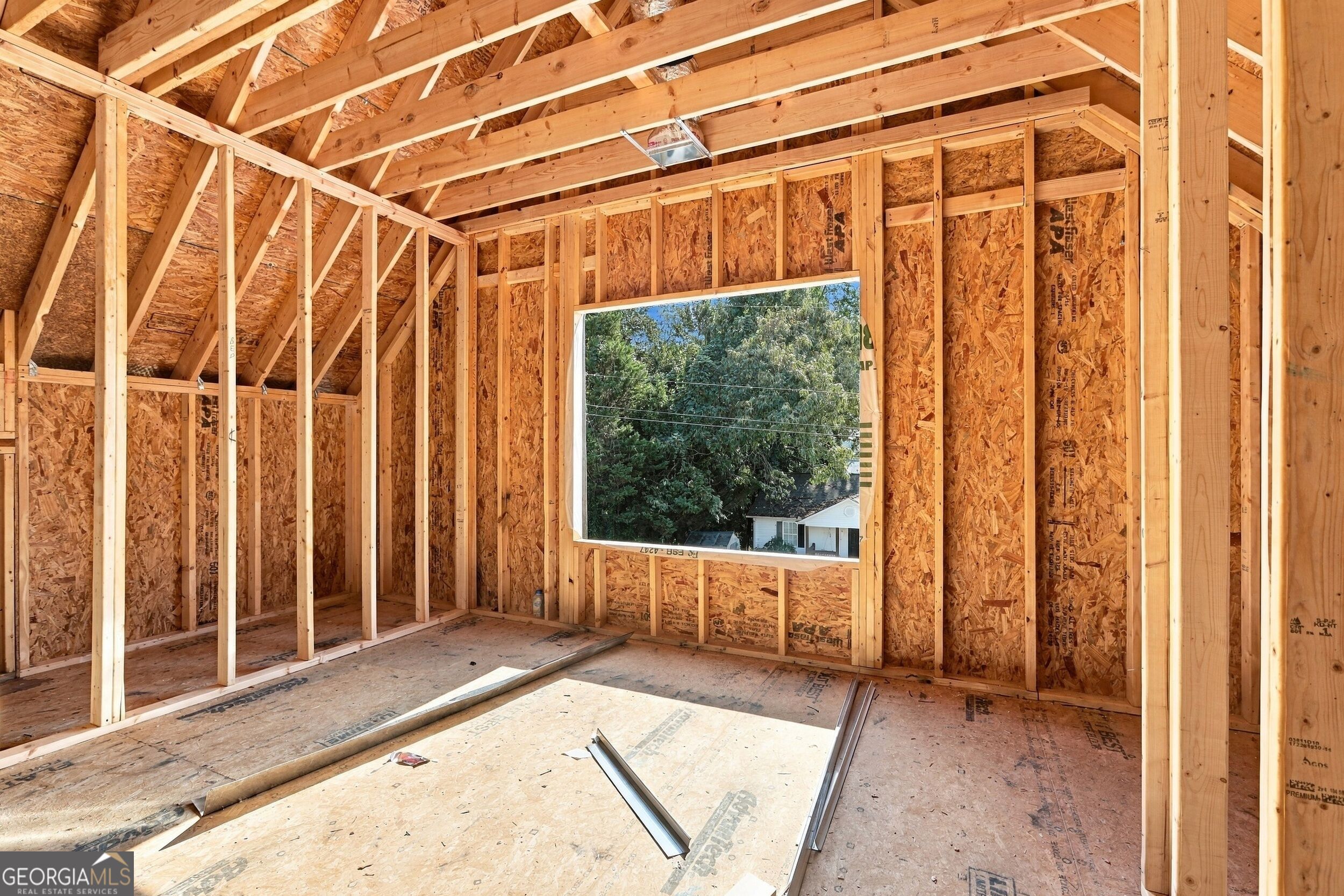 170 Mcmillian Avenue Property Photo 19