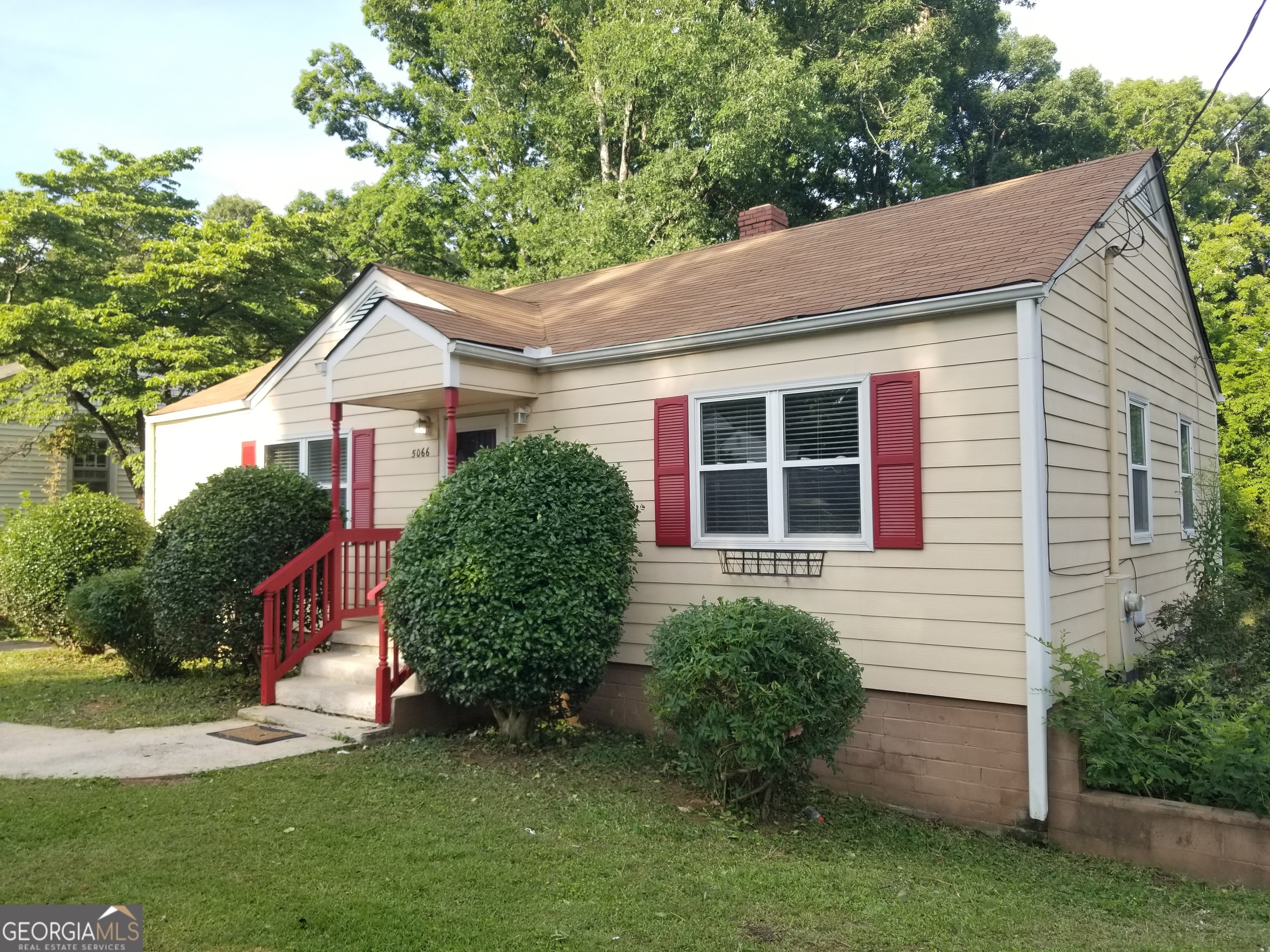5066 Phillips Drive Property Photo 2