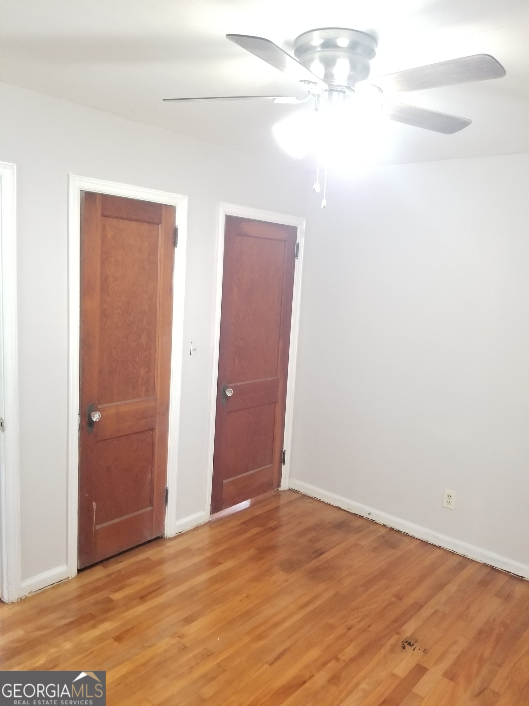 5066 Phillips Drive Property Photo 5