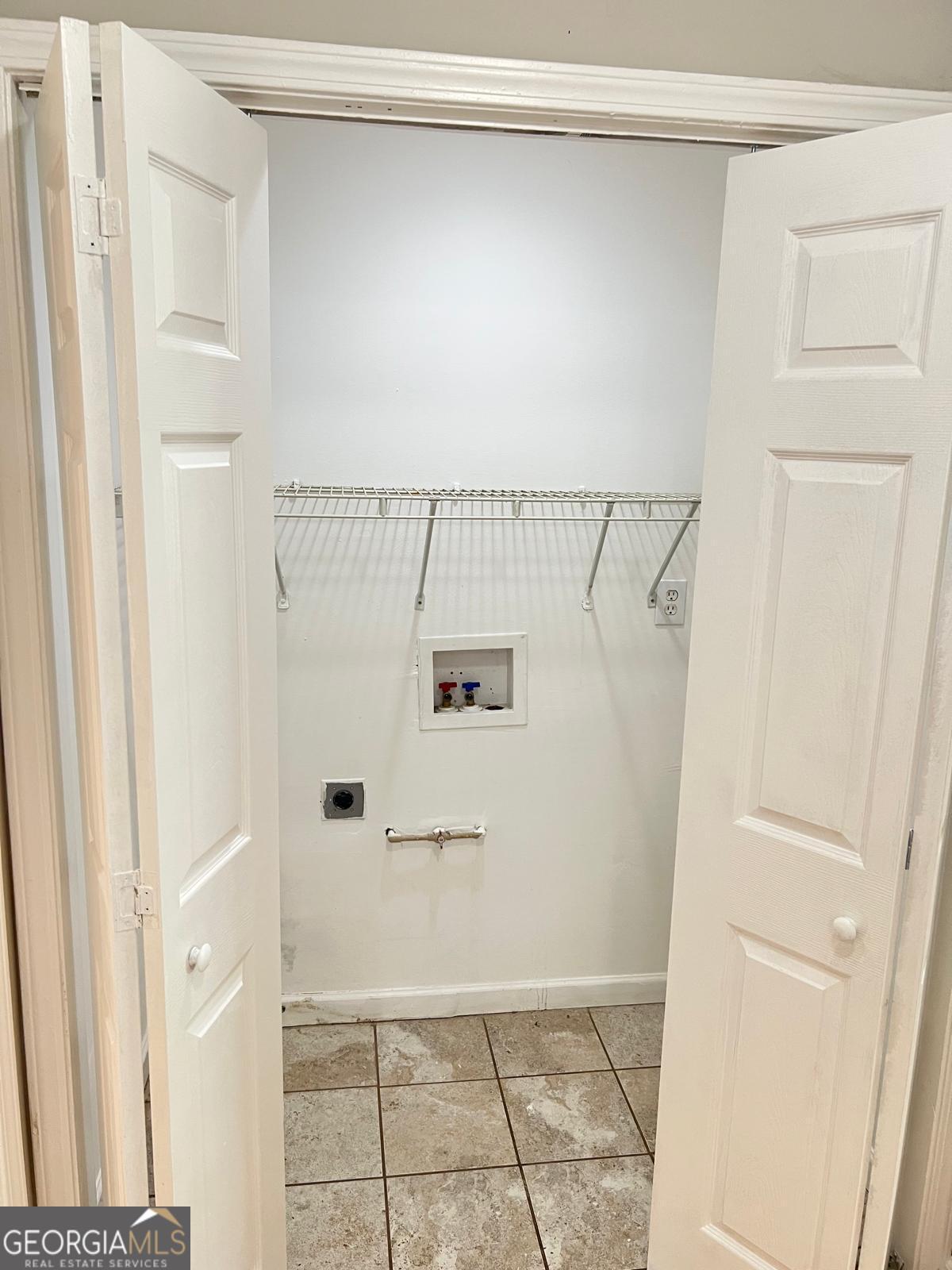 686 Morrow Road Property Photo 11