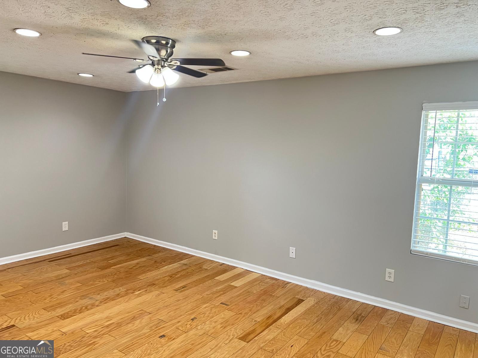686 Morrow Road Property Photo 15