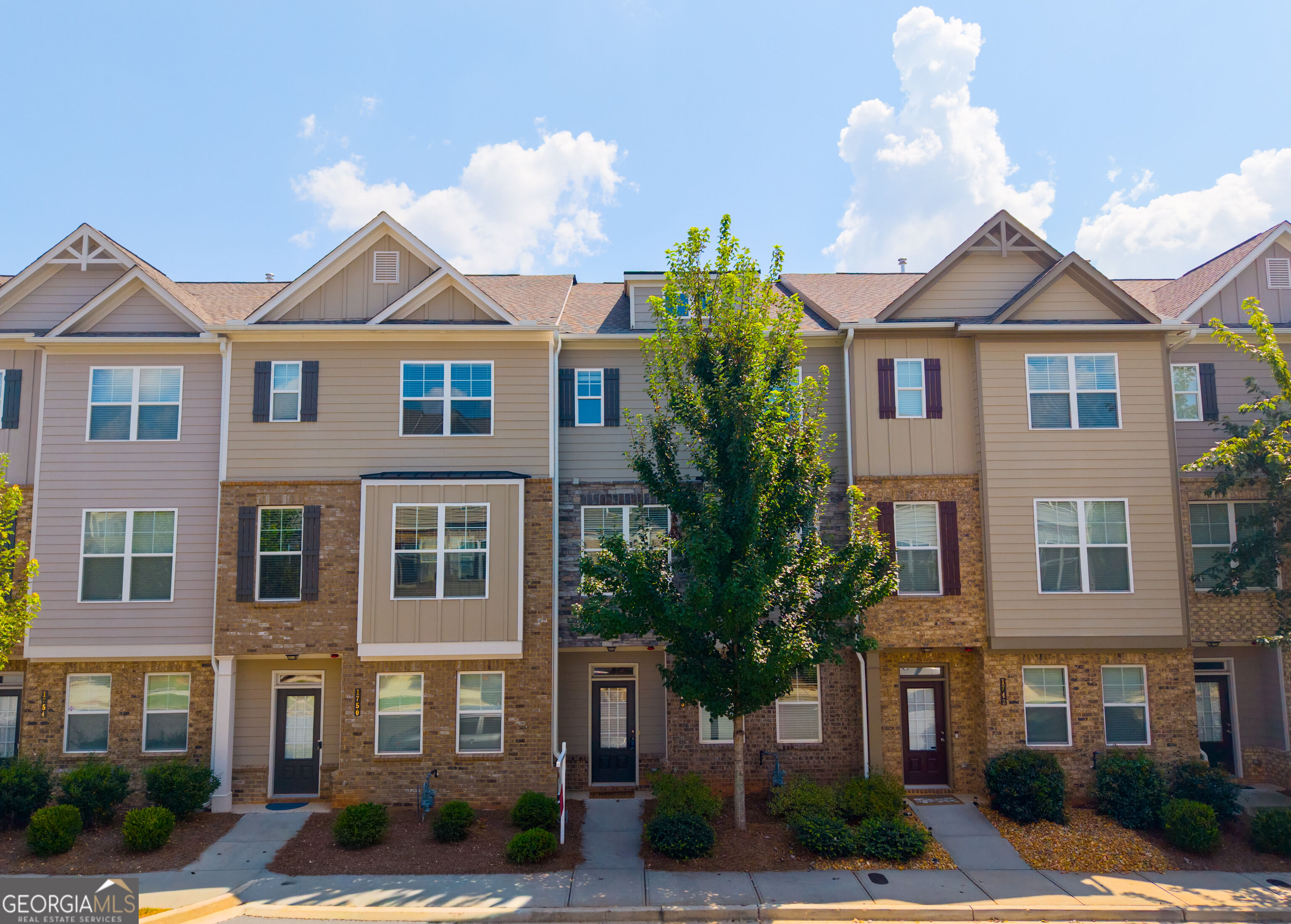 1746 Prelude Pte Property Photo 1