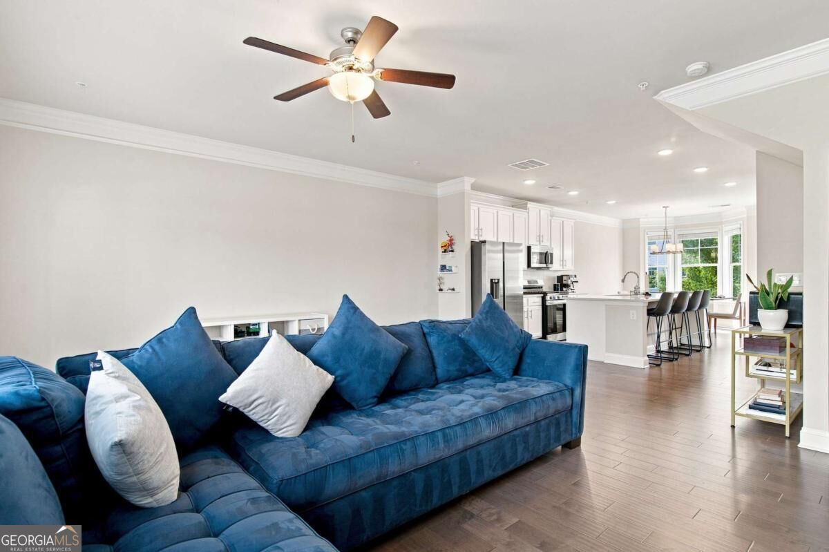 1746 Prelude Pte Property Photo 6