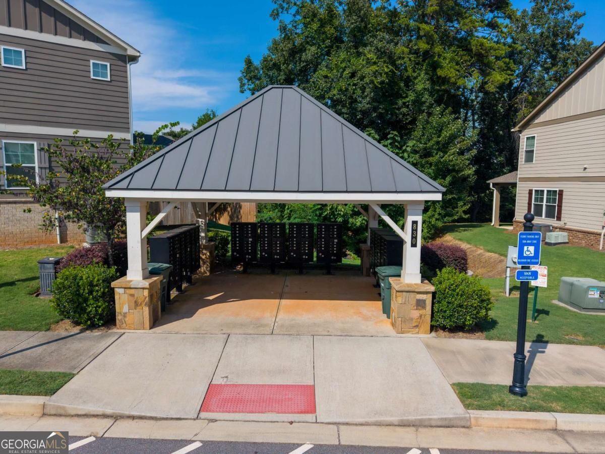 1746 Prelude Pte Property Photo 37