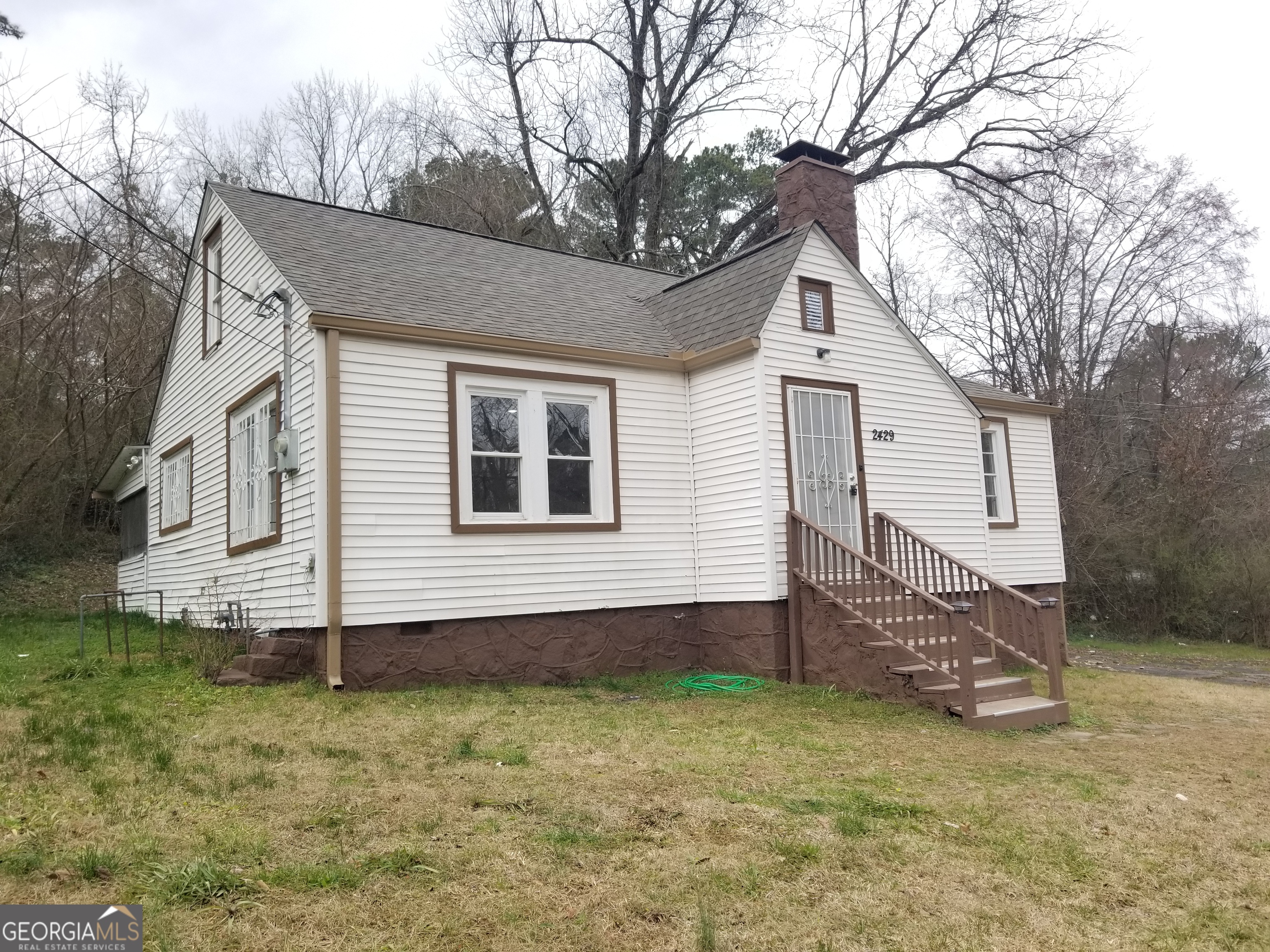 2429 Macon Drive Sw Property Photo 3