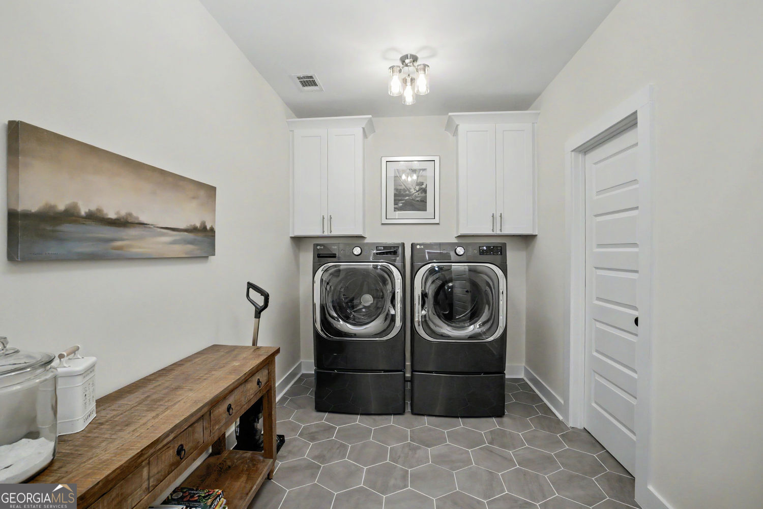 220 Preakness Way Property Photo 25