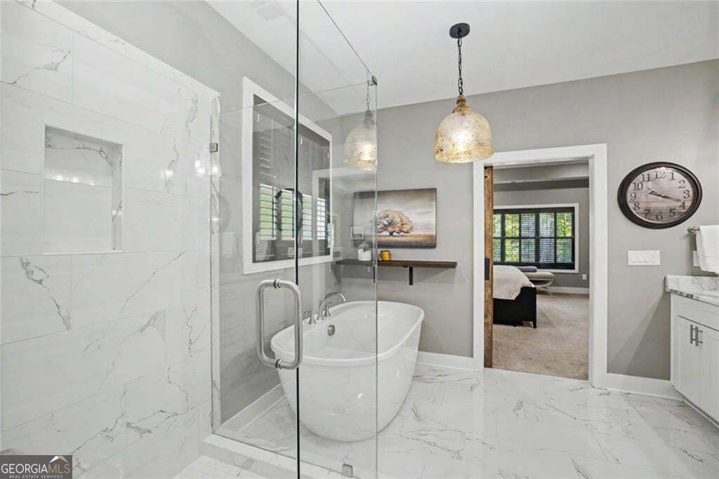 220 Preakness Way Property Photo 32