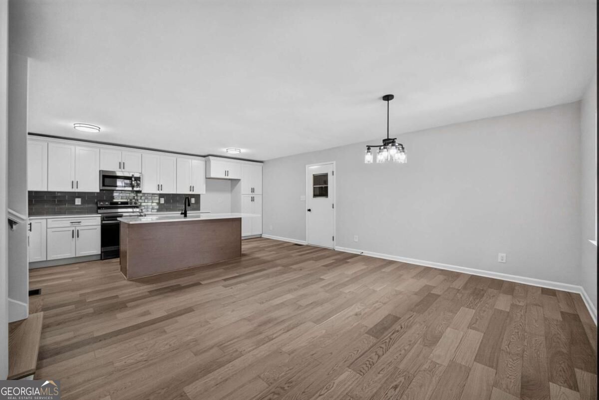 2273 Ivy Crest Drive Property Photo 6