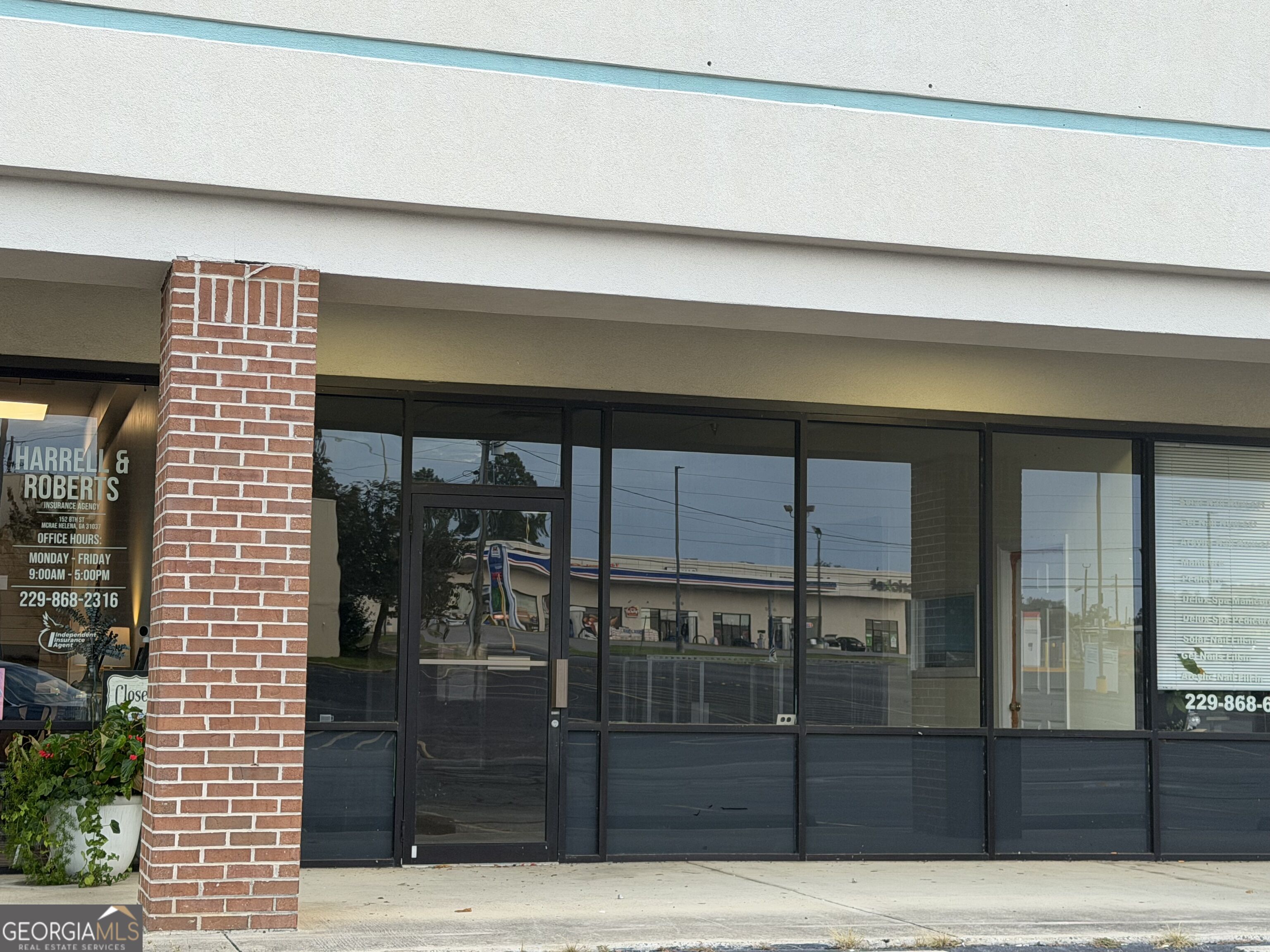 150 8th Street Property Photo 1