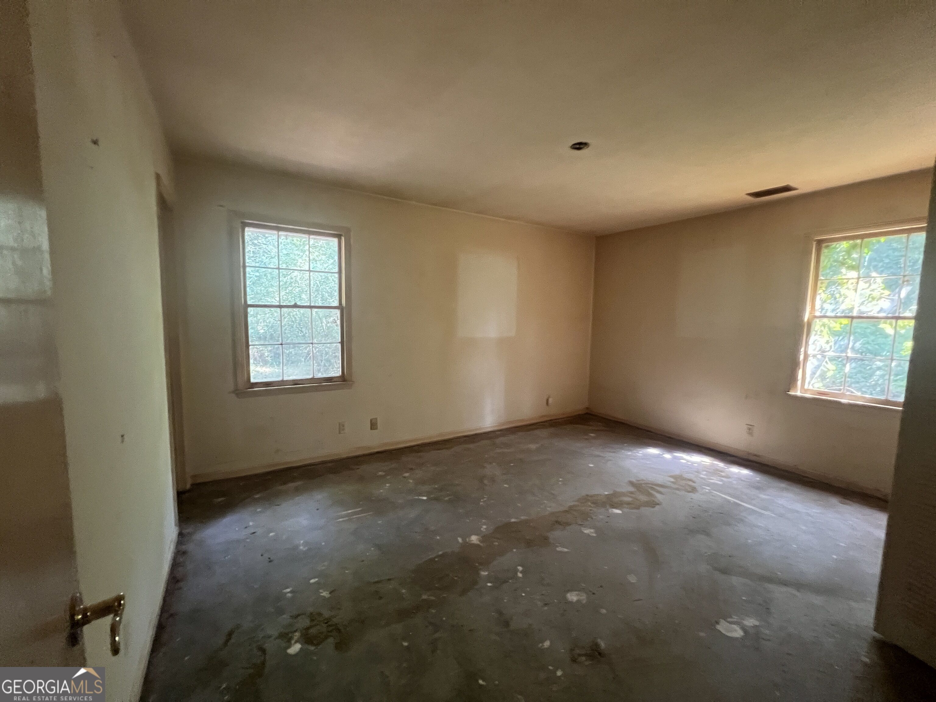 404 Debra Drive Property Photo 11