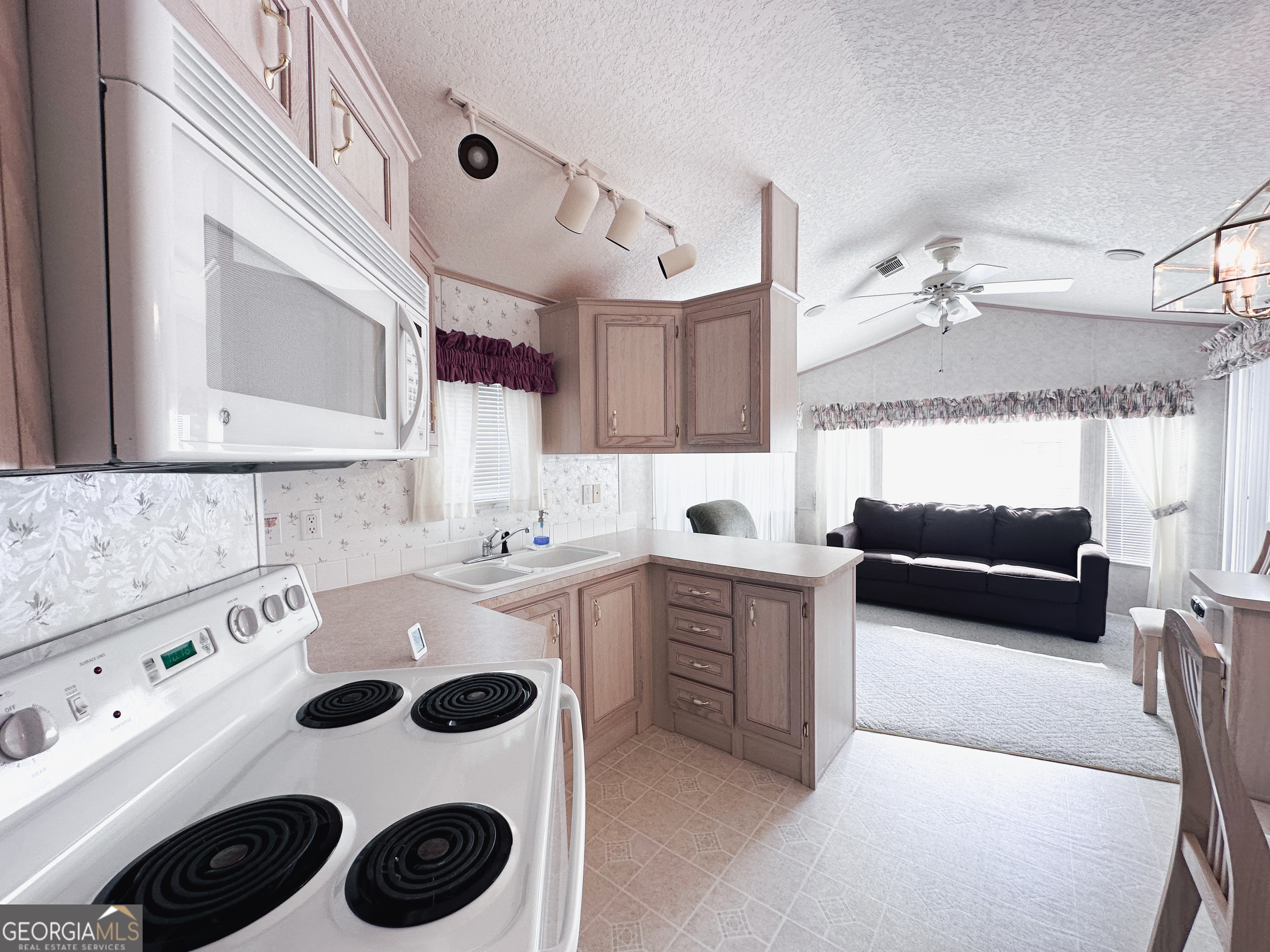 68 Nomad Trail Property Photo 10