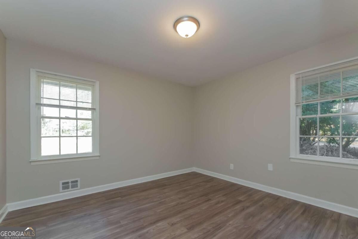 123 New Hope Road Property Photo 13