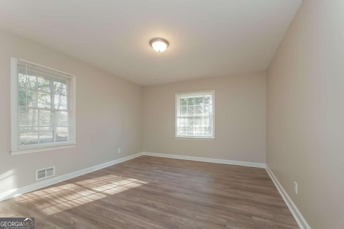 123 New Hope Road Property Photo 14