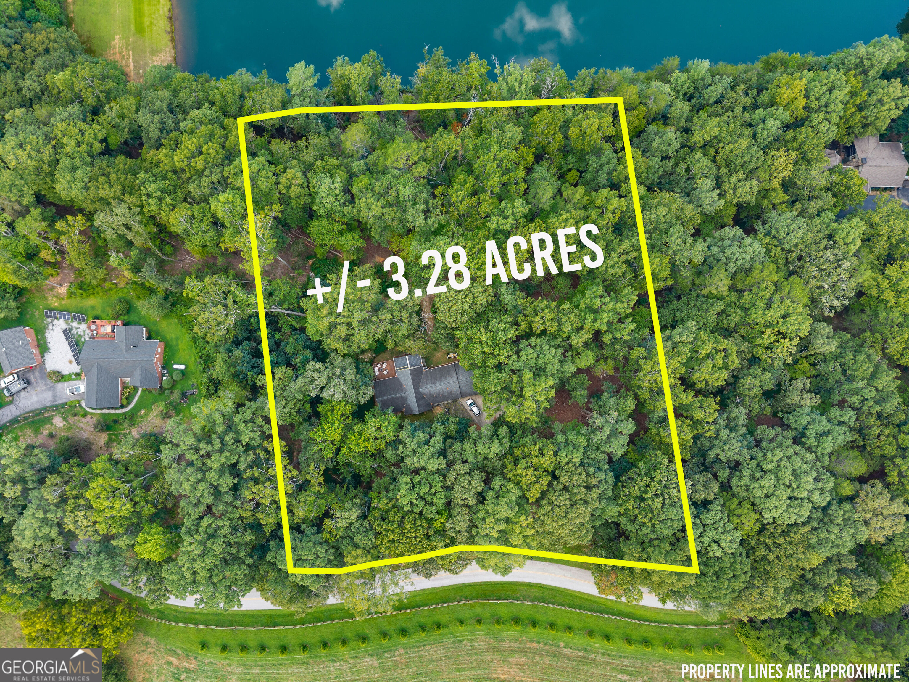 501 High Meadow Lakes Rd Property Photo 3